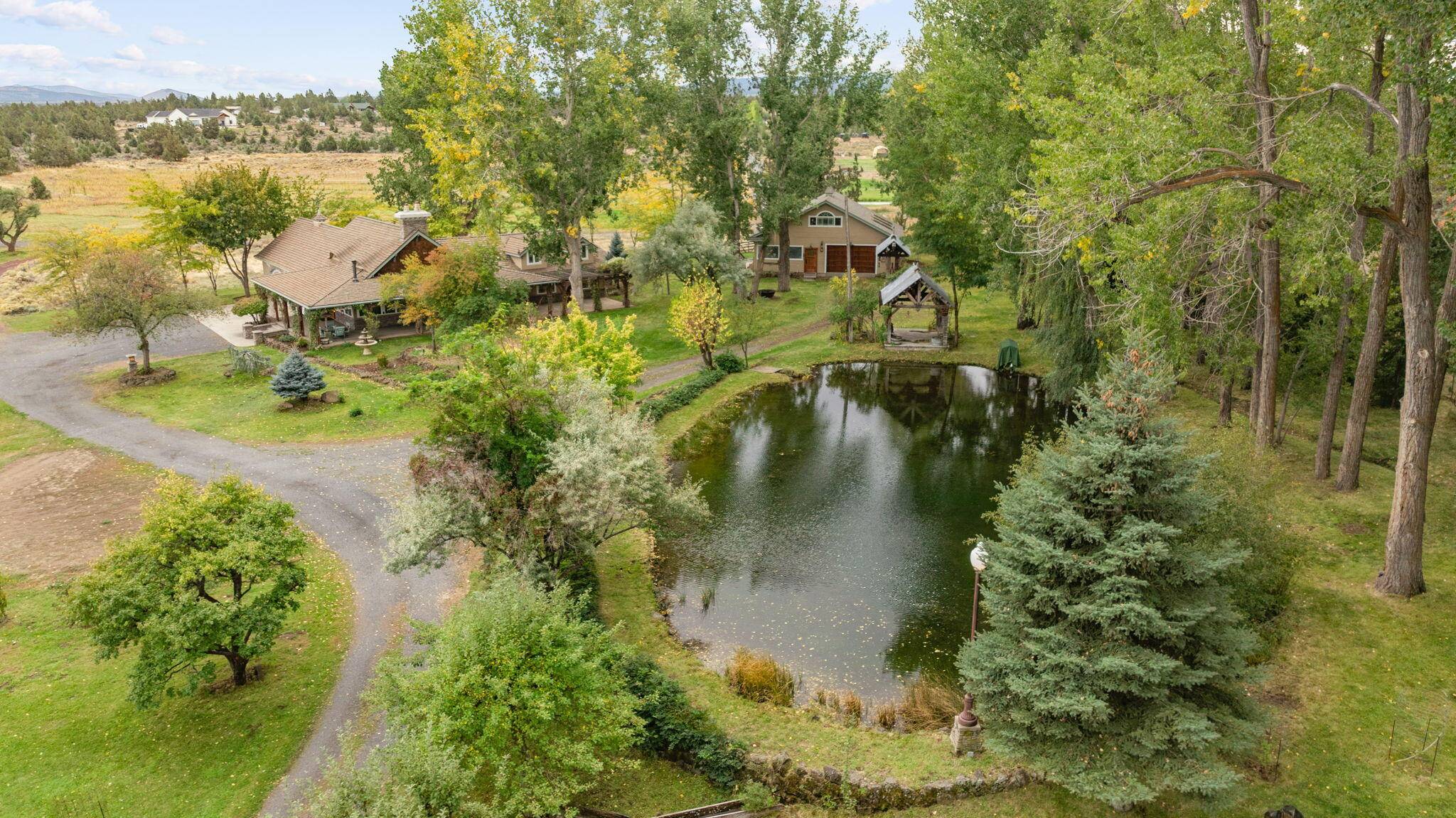 Bend, OR 97701,21925 Bear Creek RD