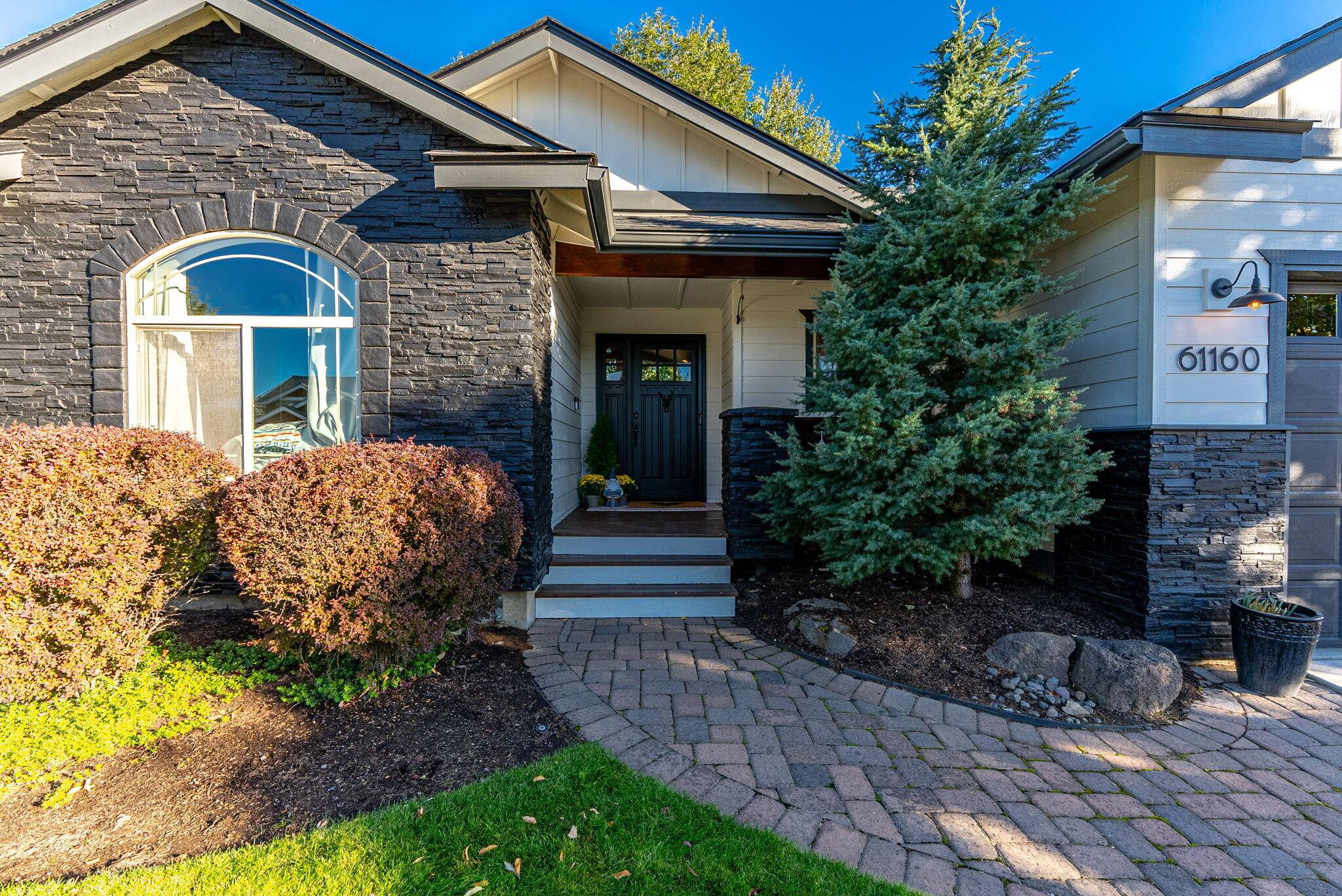 Bend, OR 97702,61160 Hilmer Creek DR