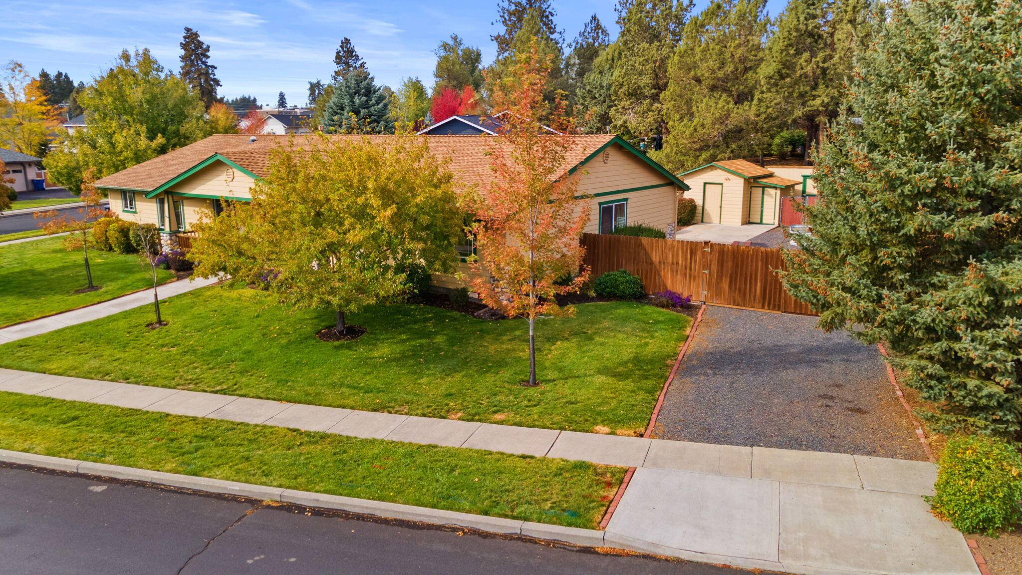 Bend, OR 97702,20260 Gaines CT