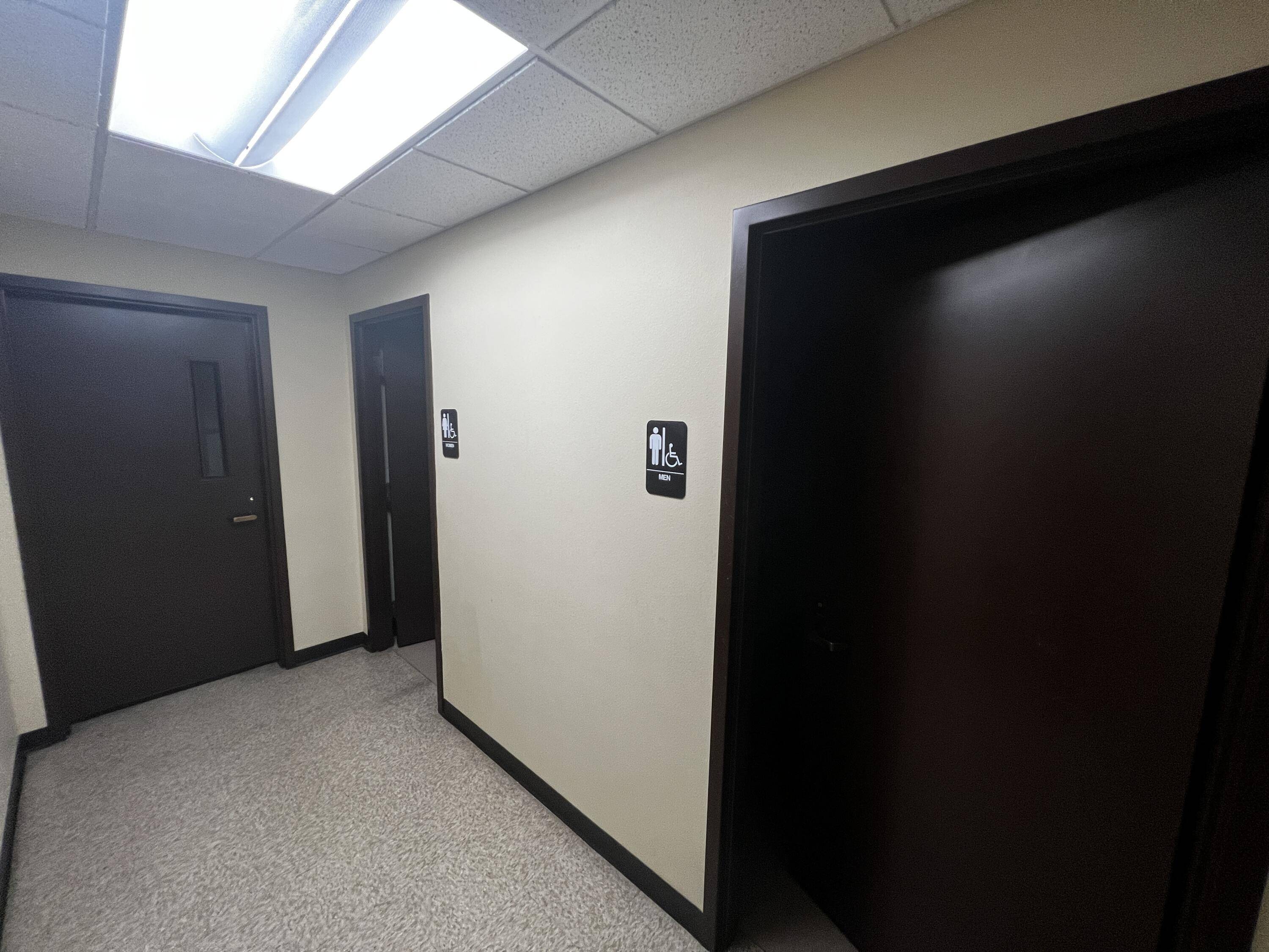 Medford, OR 97504,2021 Commerce DR