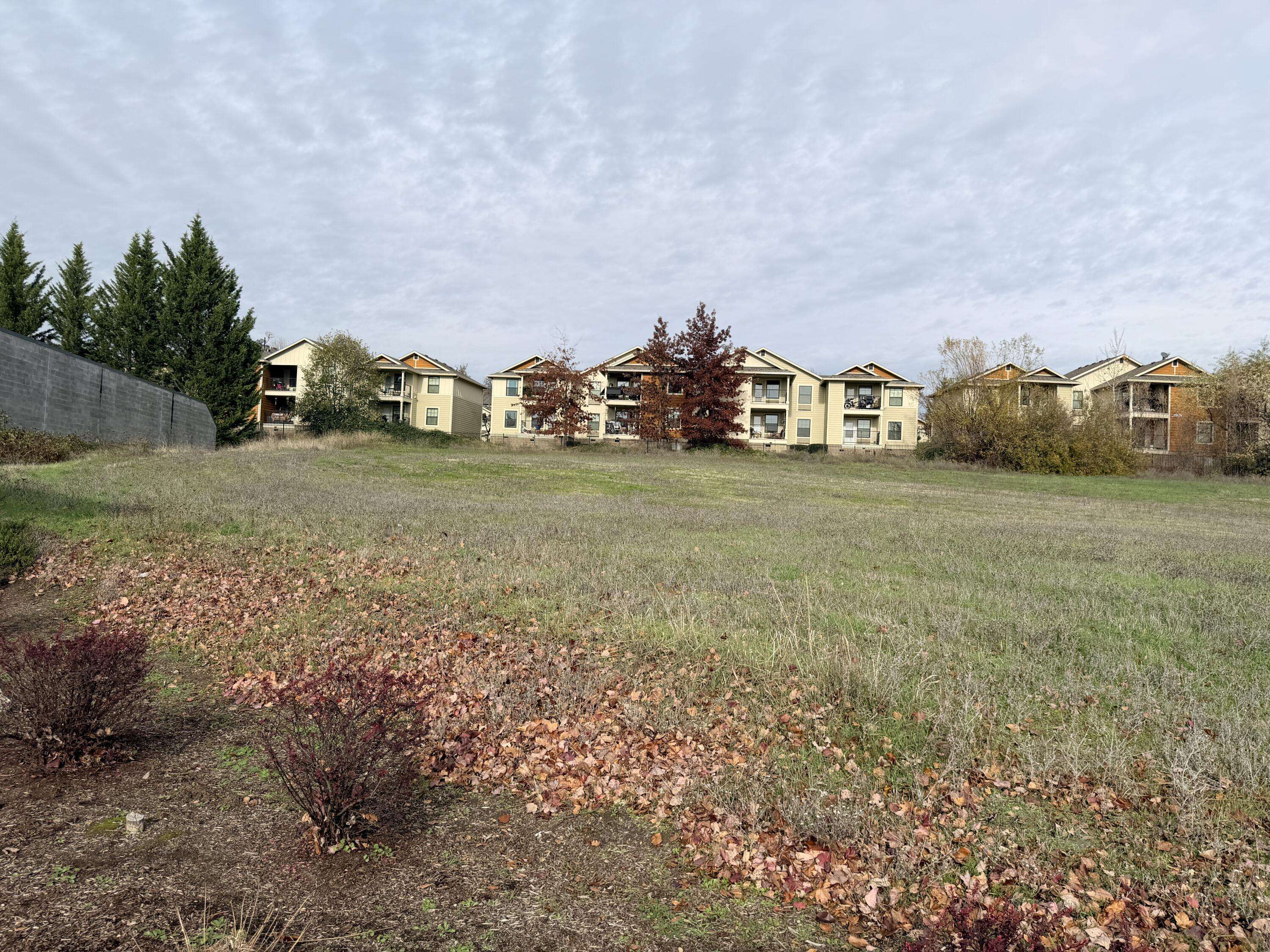 Medford, OR 97504,3583 Arrowhead DR