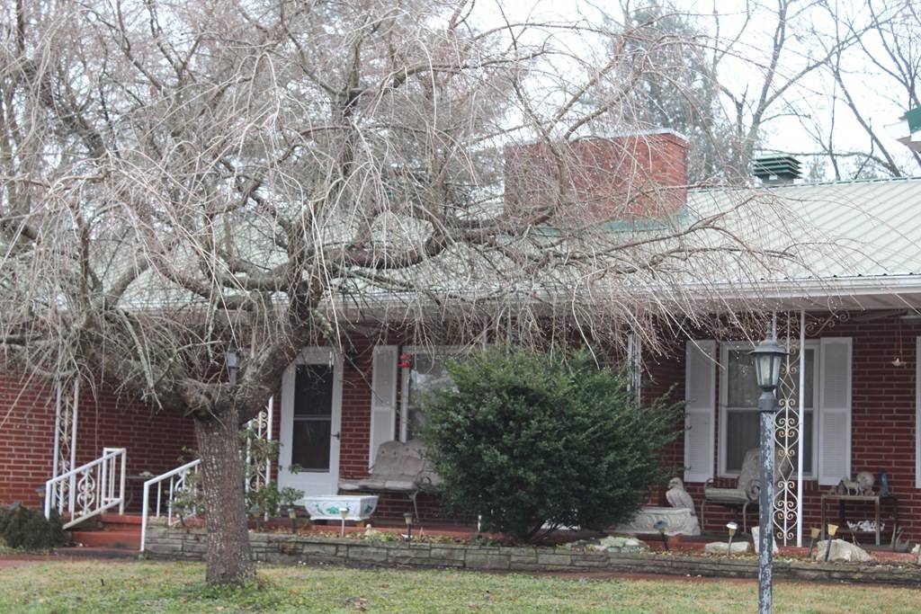 Jefferson City, TN 37760,313 CREEKMOOR DR