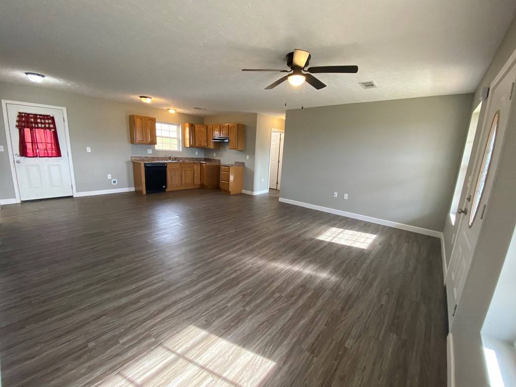 Jefferson City, TN 37760,1315 Lauren Dr.