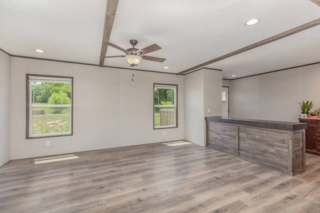 Midway, TN 37809,2160 Little Warrensburg RD