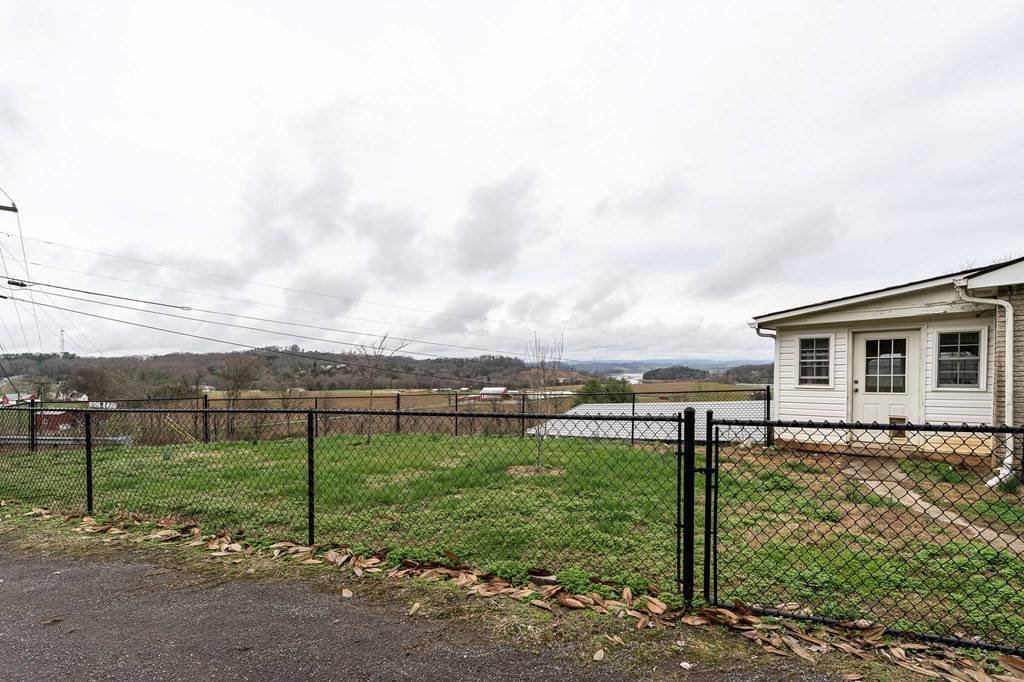 Jefferson City, TN 37760,1724 N Hwy 92