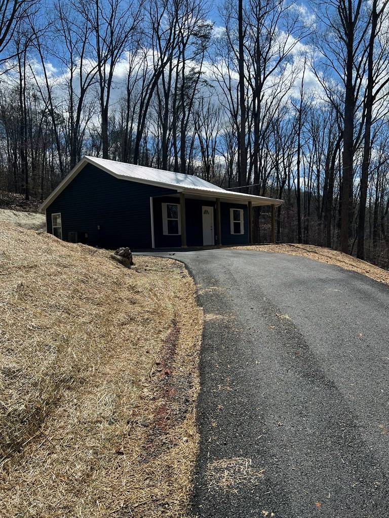 Jefferson City, TN 37760,399 Hebron Church Rd.