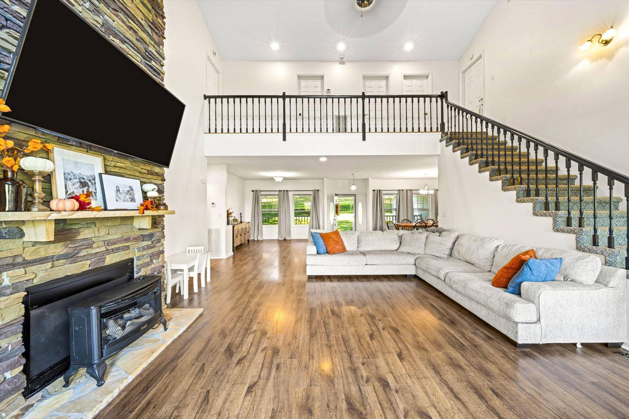 Jefferson City, TN 37760,1918 Old Walnut LN