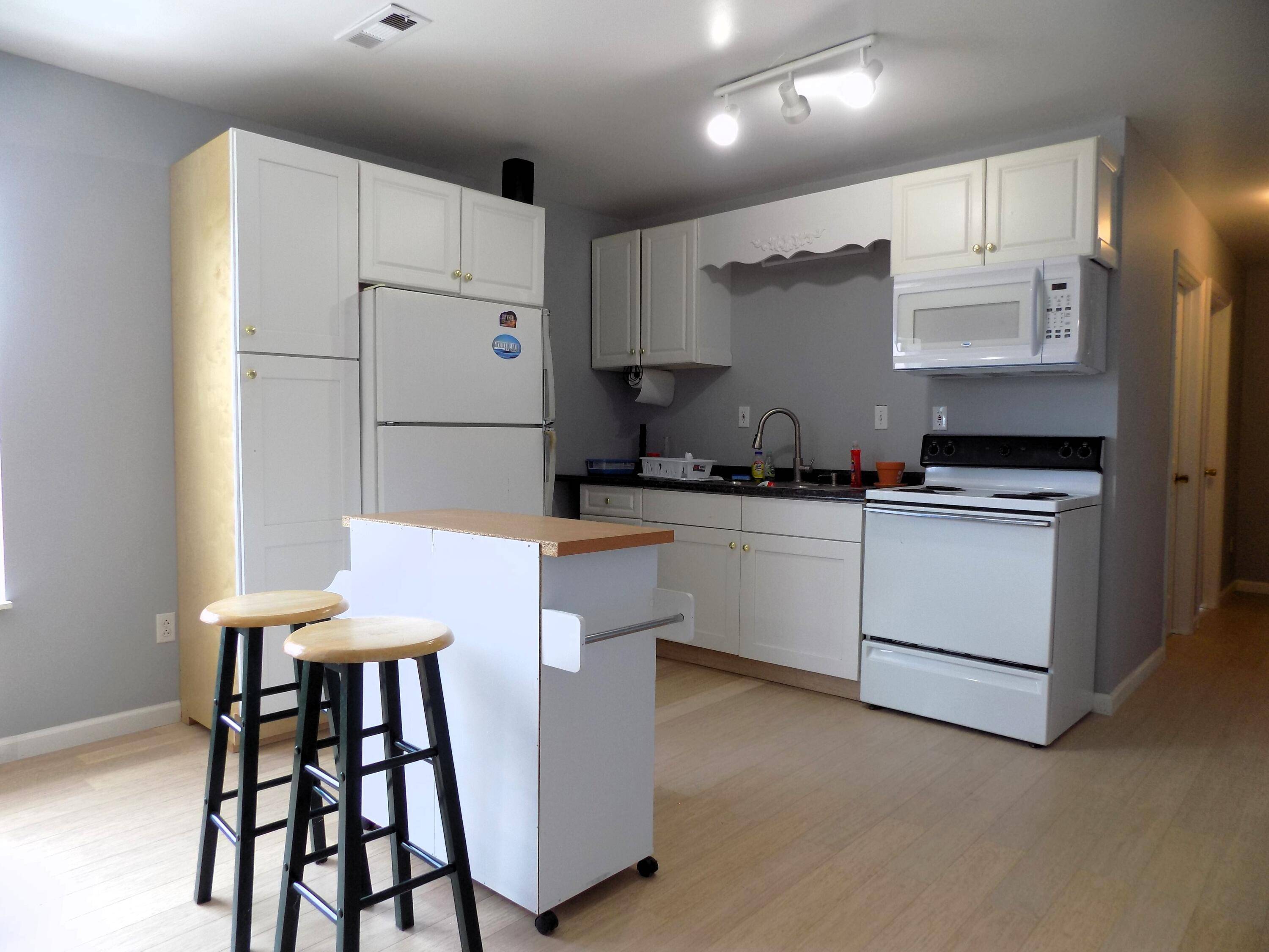 Jefferson City, TN 37760,468 Hilltop DR