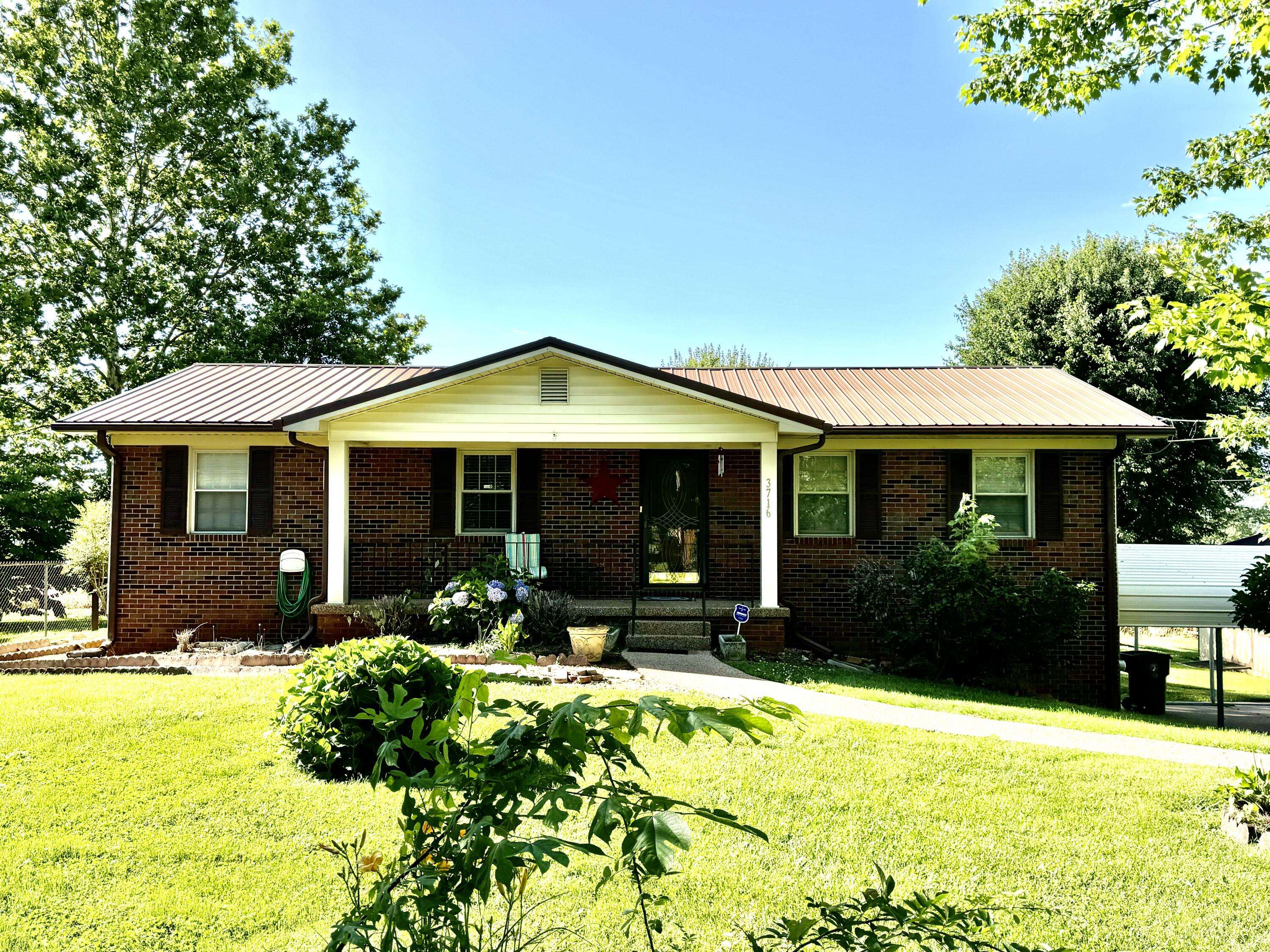 Morristown, TN 37813,3716 Halifax CIR