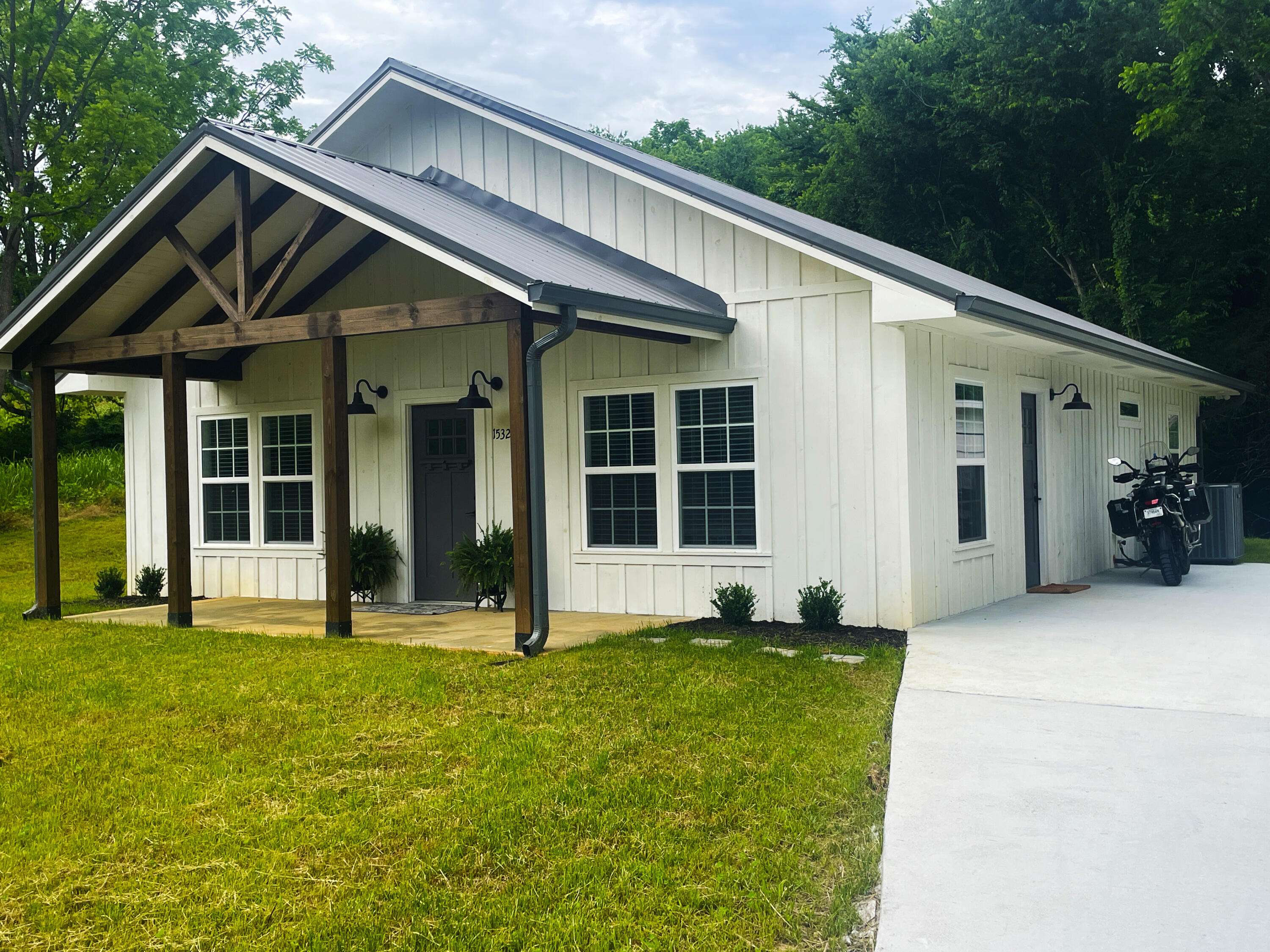 Parrottsville, TN 37843,1532 Good Hope Rd RD