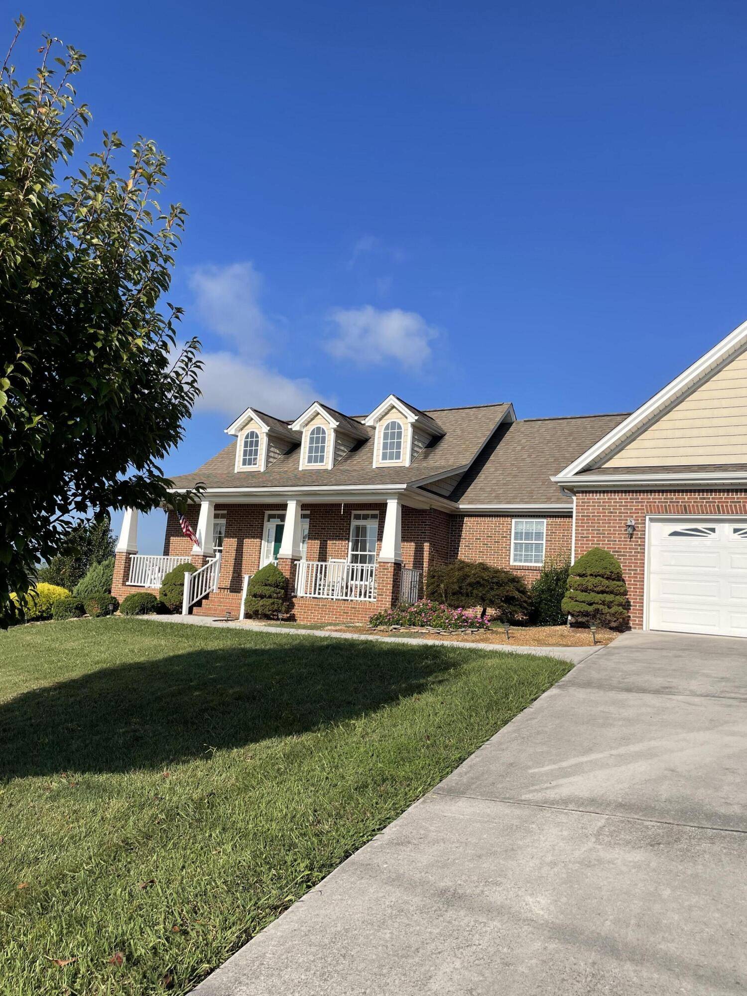 Morristown, TN 37813,3458 Heath Cliff RD