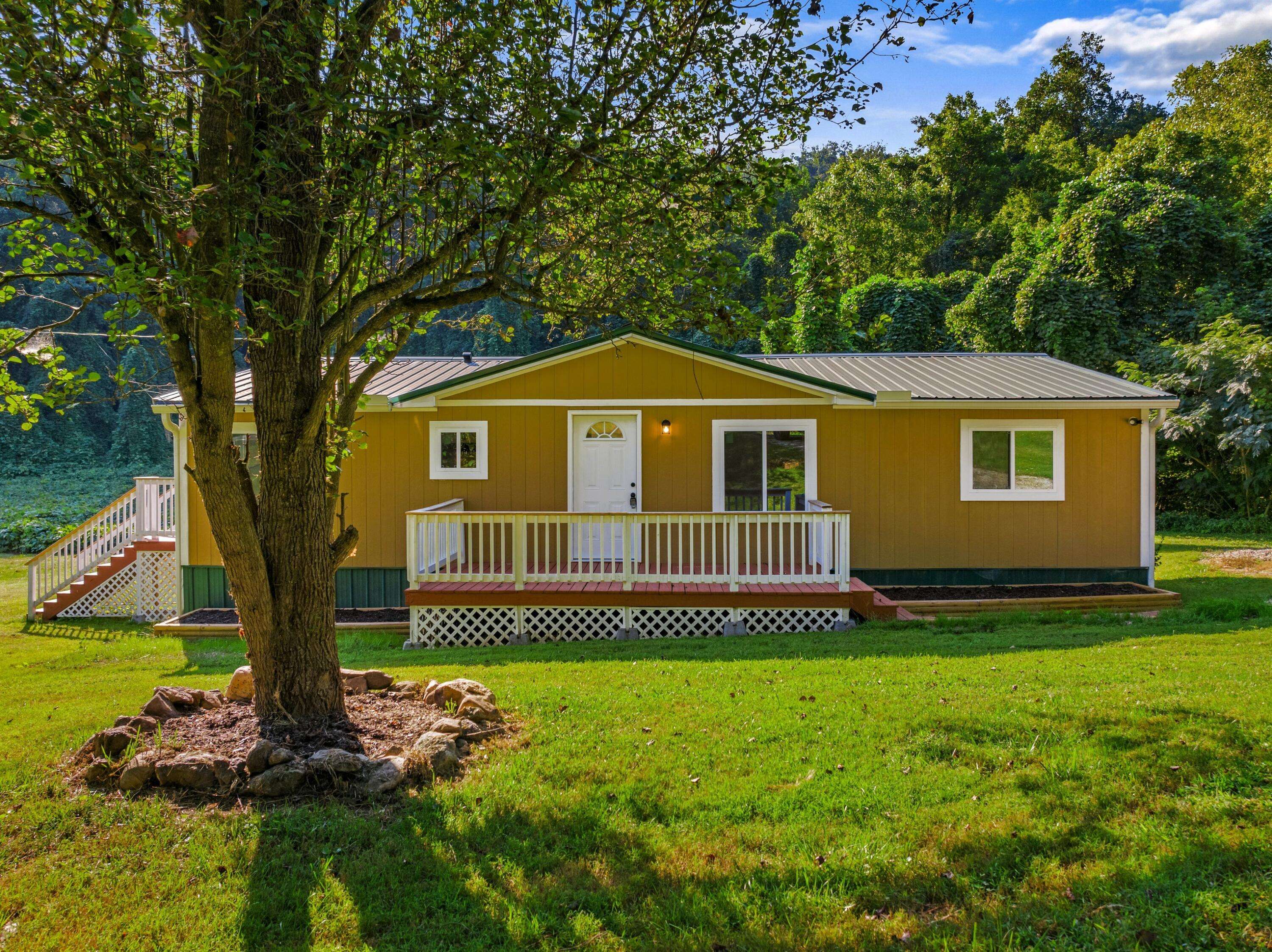 Cosby, TN 37722,2314 Dark Hollow RD