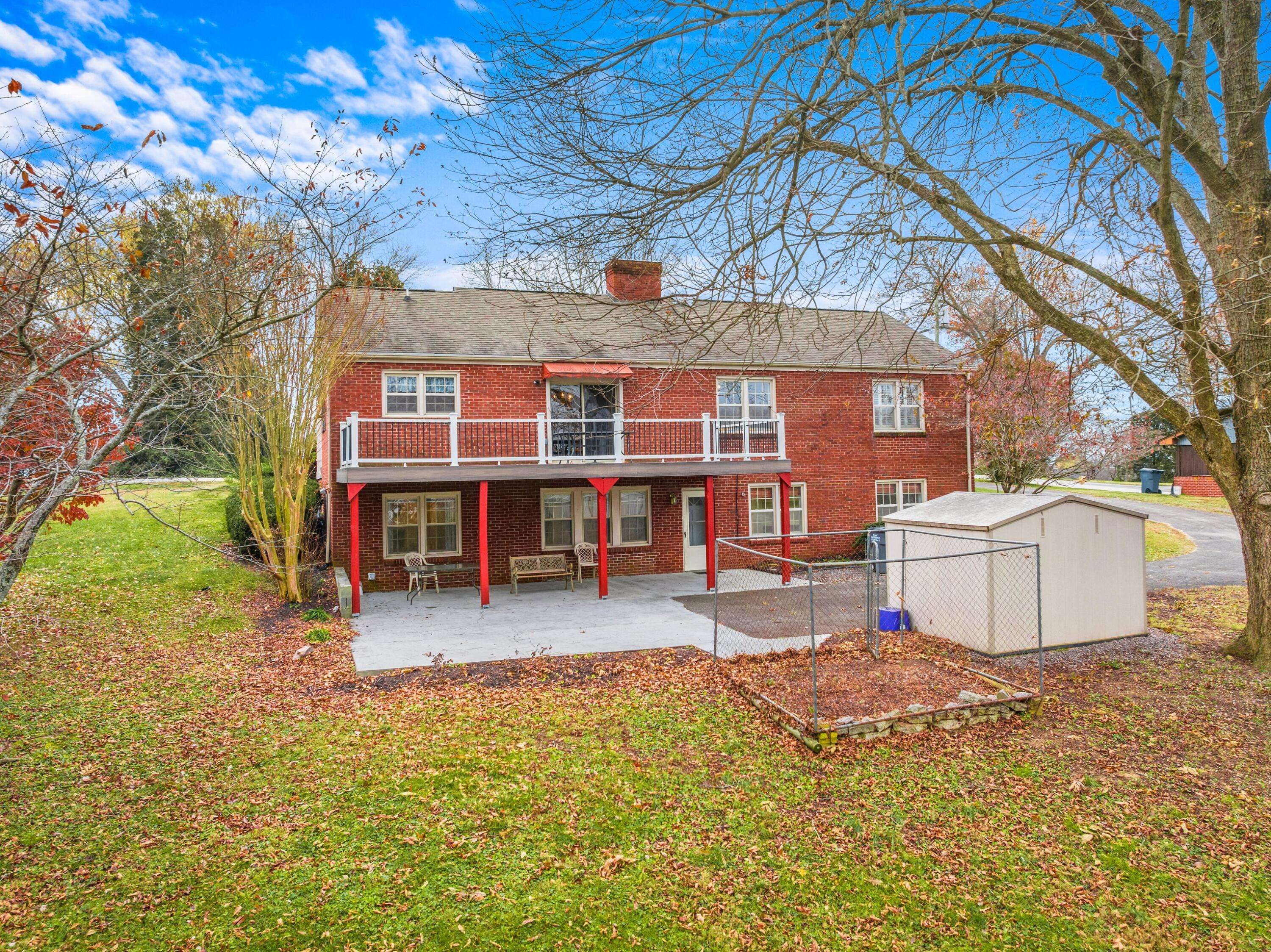 Dandridge, TN 37725,1267 Lakeview DR