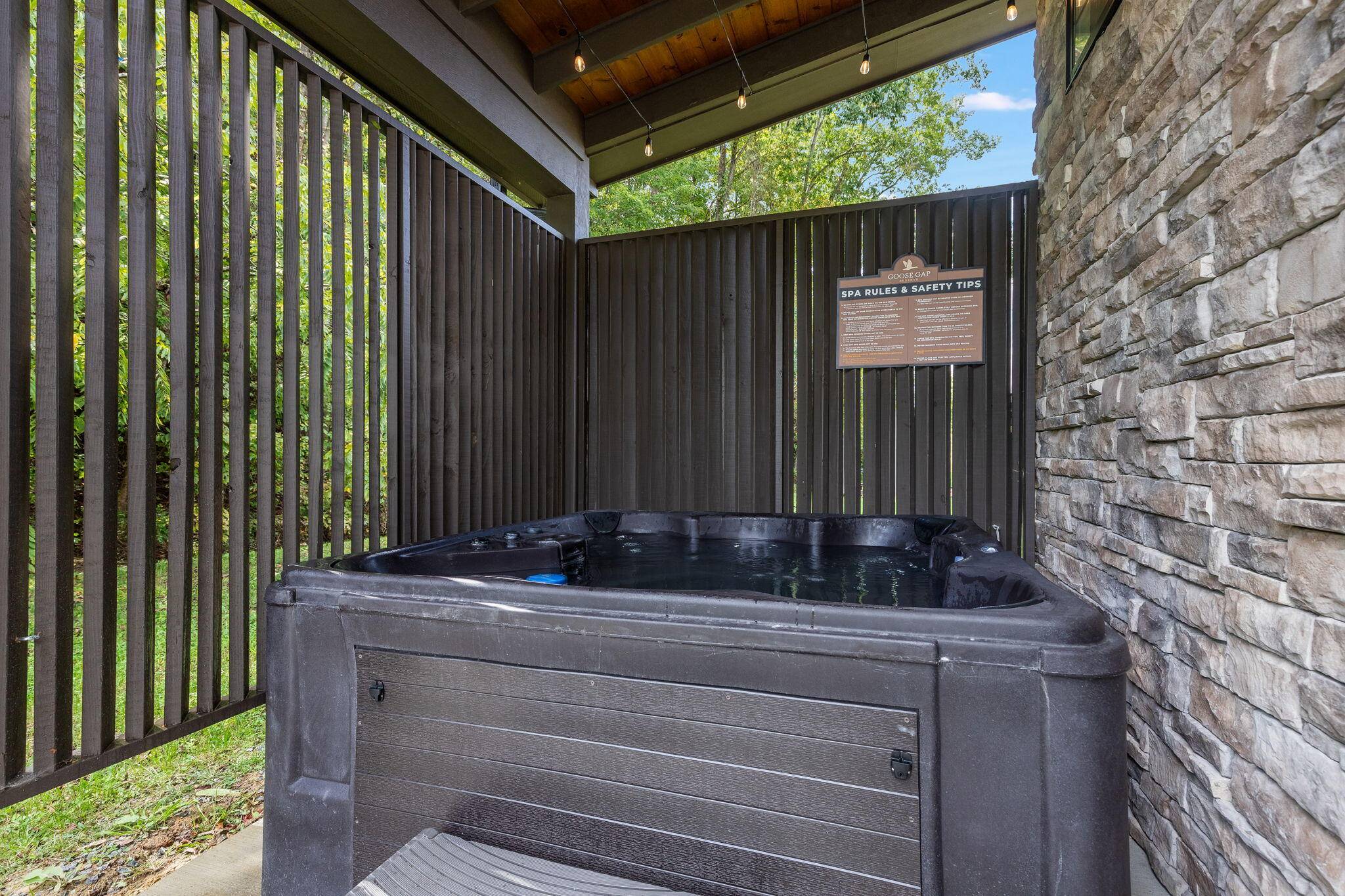 Sevierville, TN 37876,984 Goose Gap RD #Unit 3