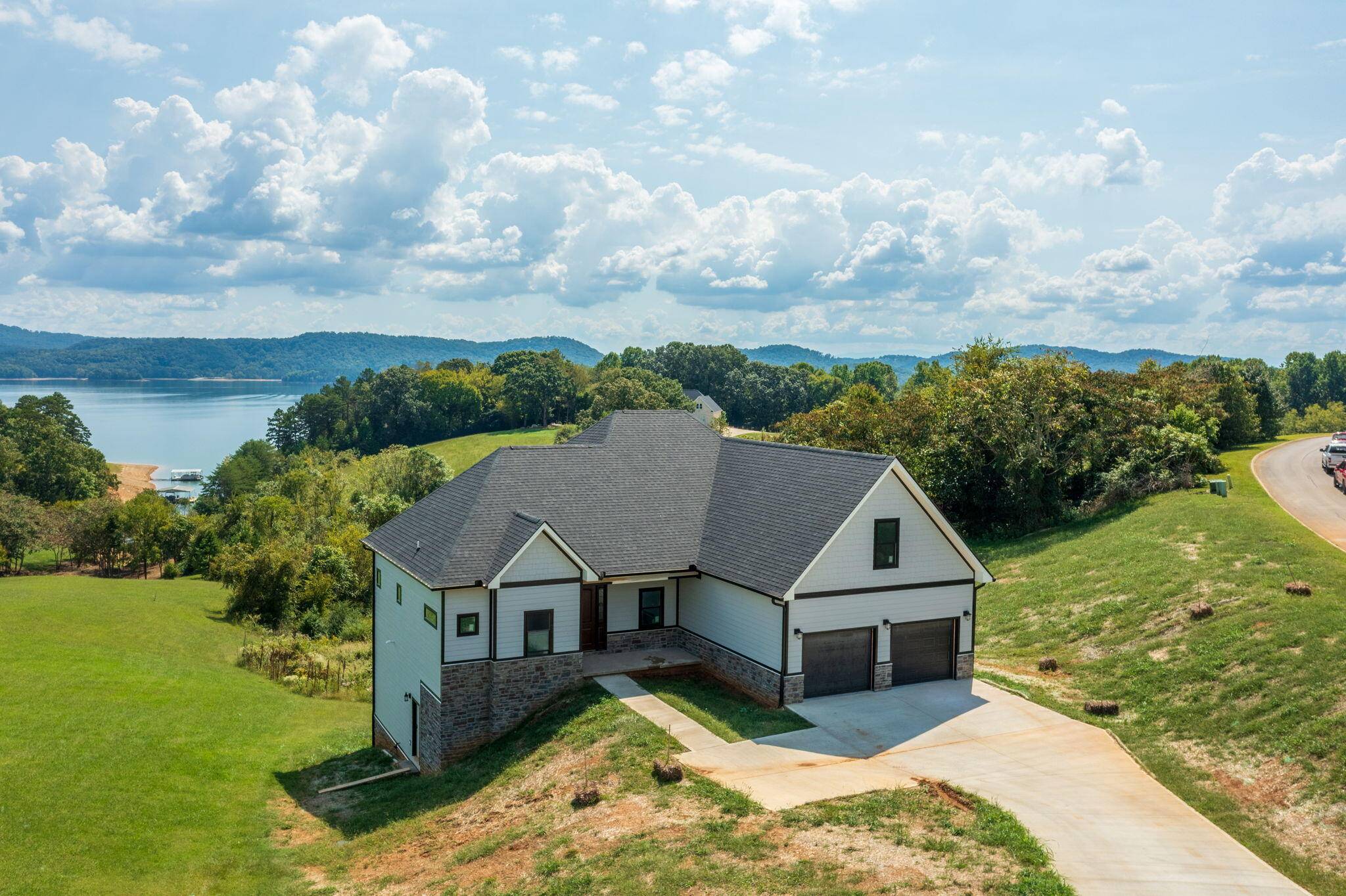 Rutledge, TN 37861,736 Cow Poke Lane LN