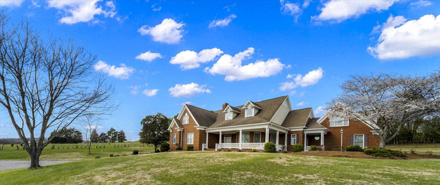 Jefferson City, TN 37760,734 OLD AJ HWY