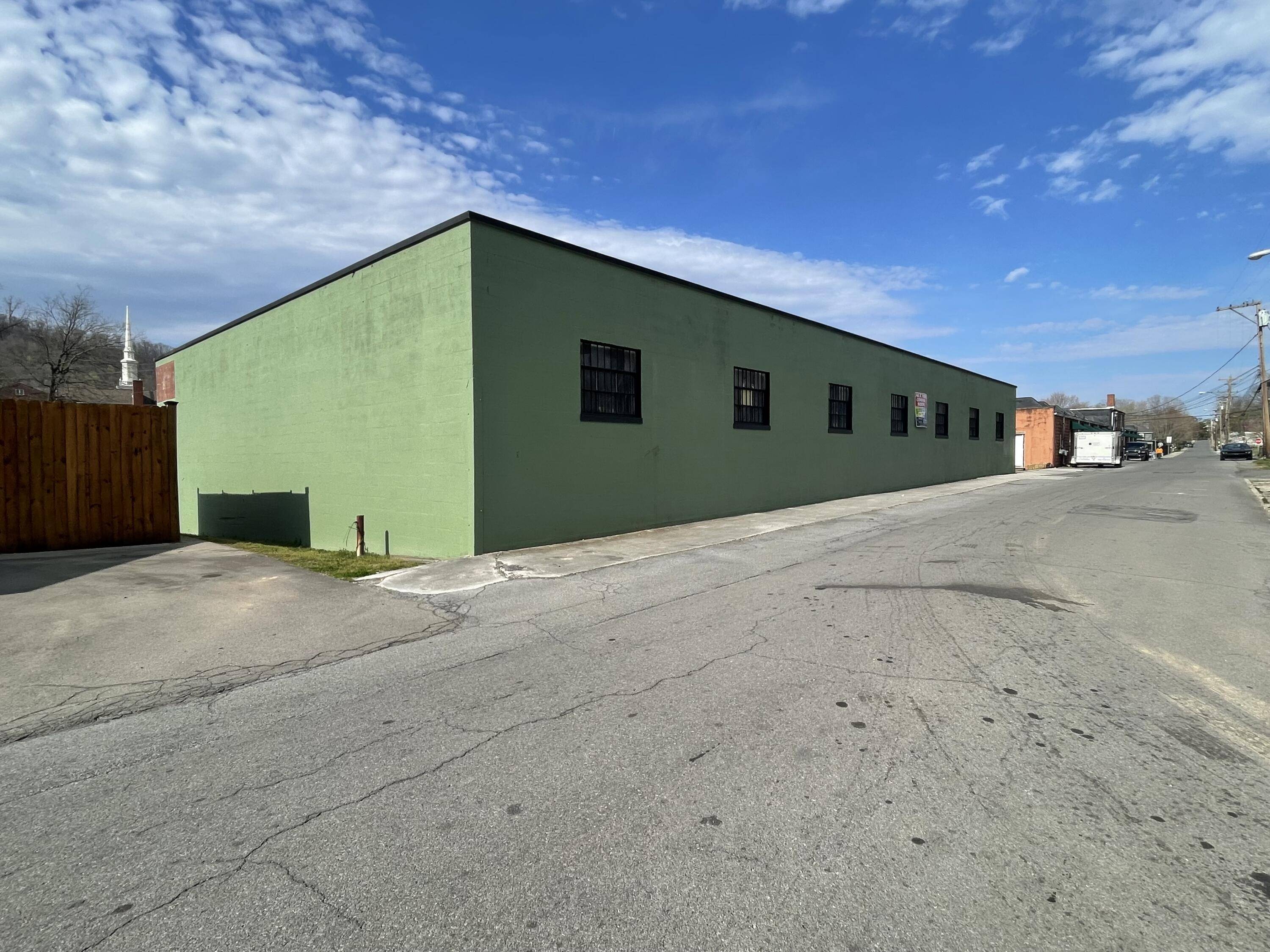 Rogersville, TN 37857,109 McKinney AVE