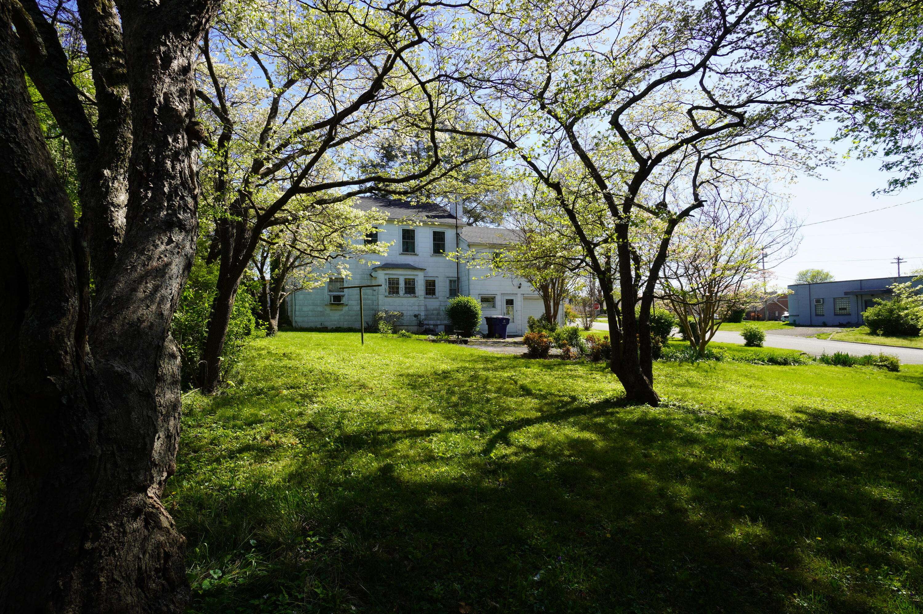 Jefferson City, TN 37760,814 Jefferson St.