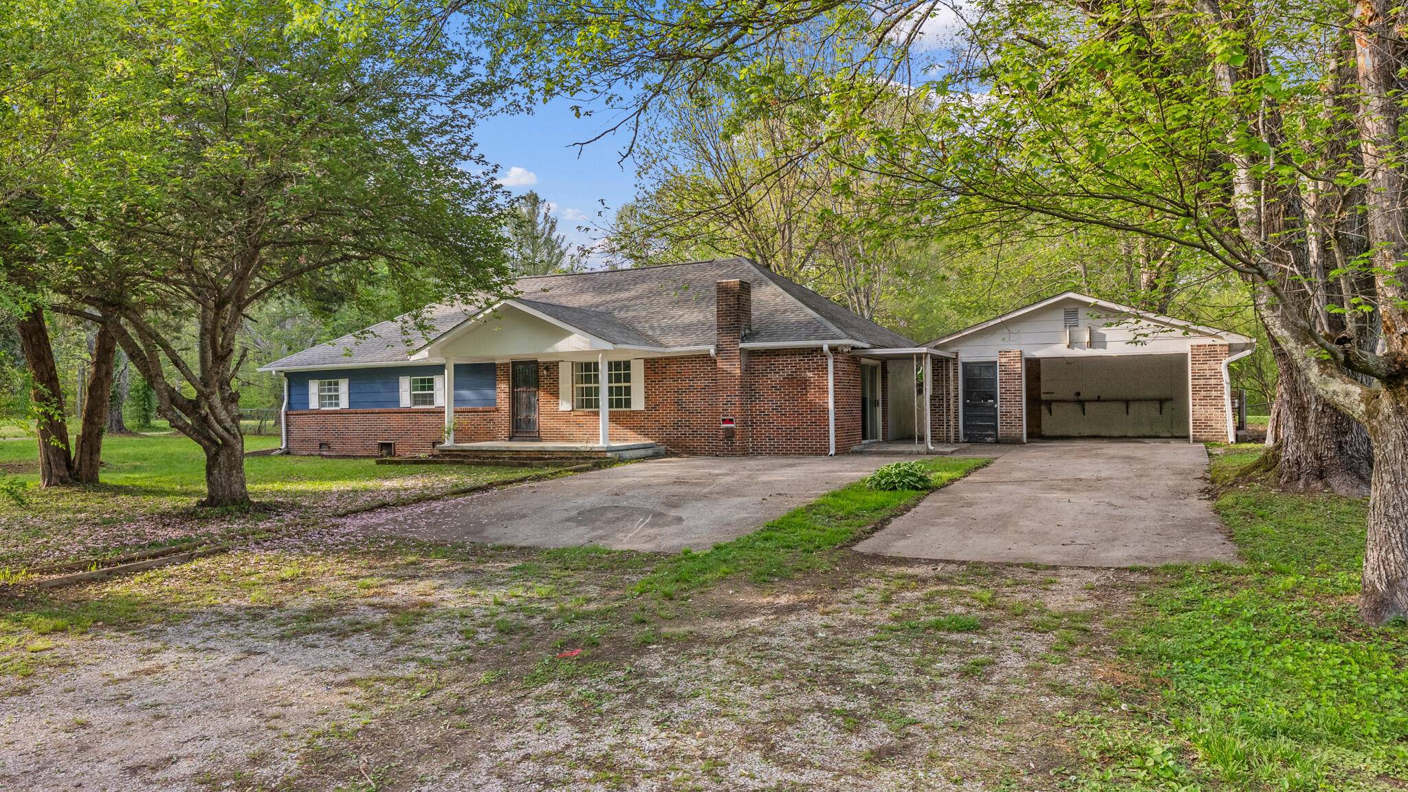 Wartburg, TN 37887,114 Clare LN