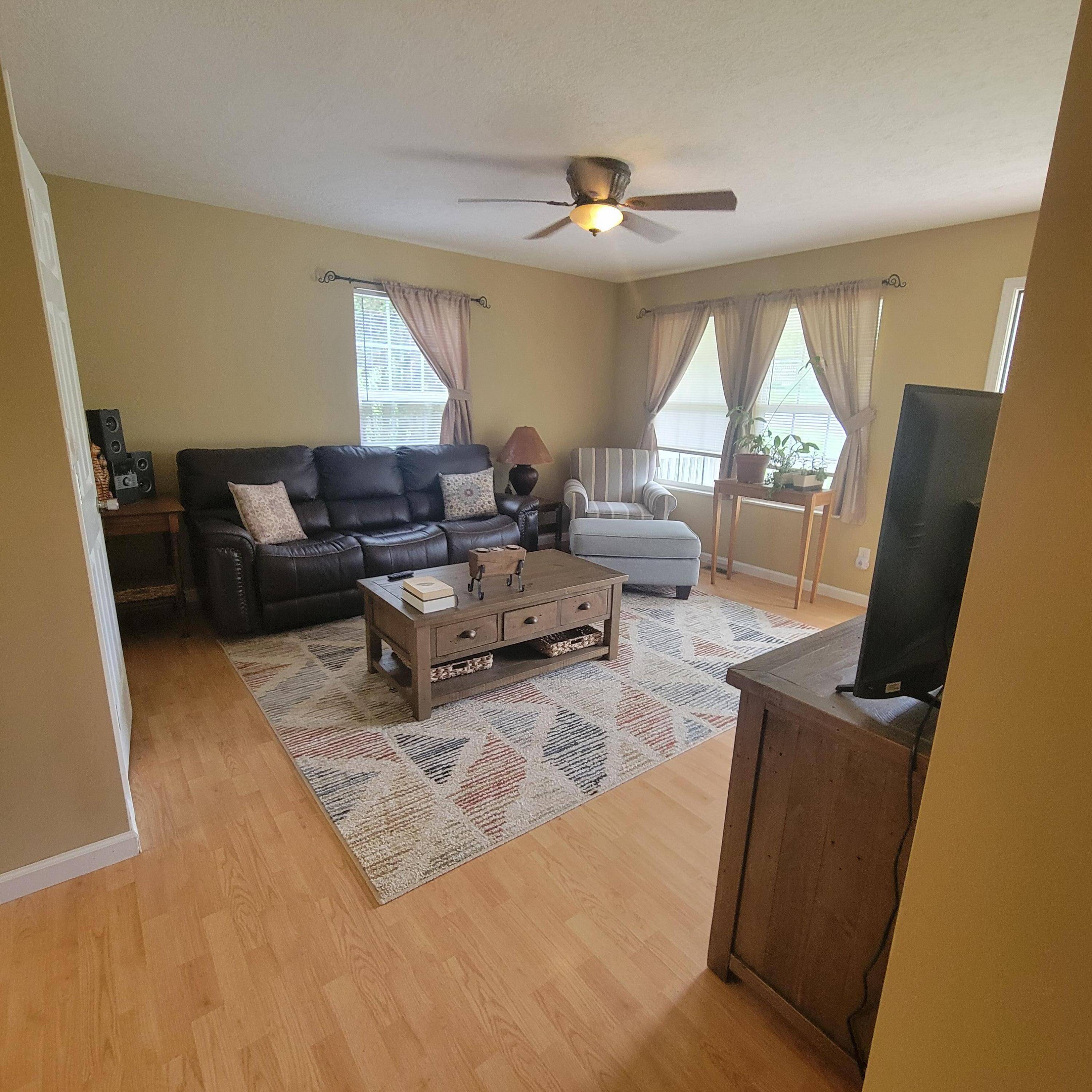 Knoxville, TN 37918,5123 Rockcrest RD