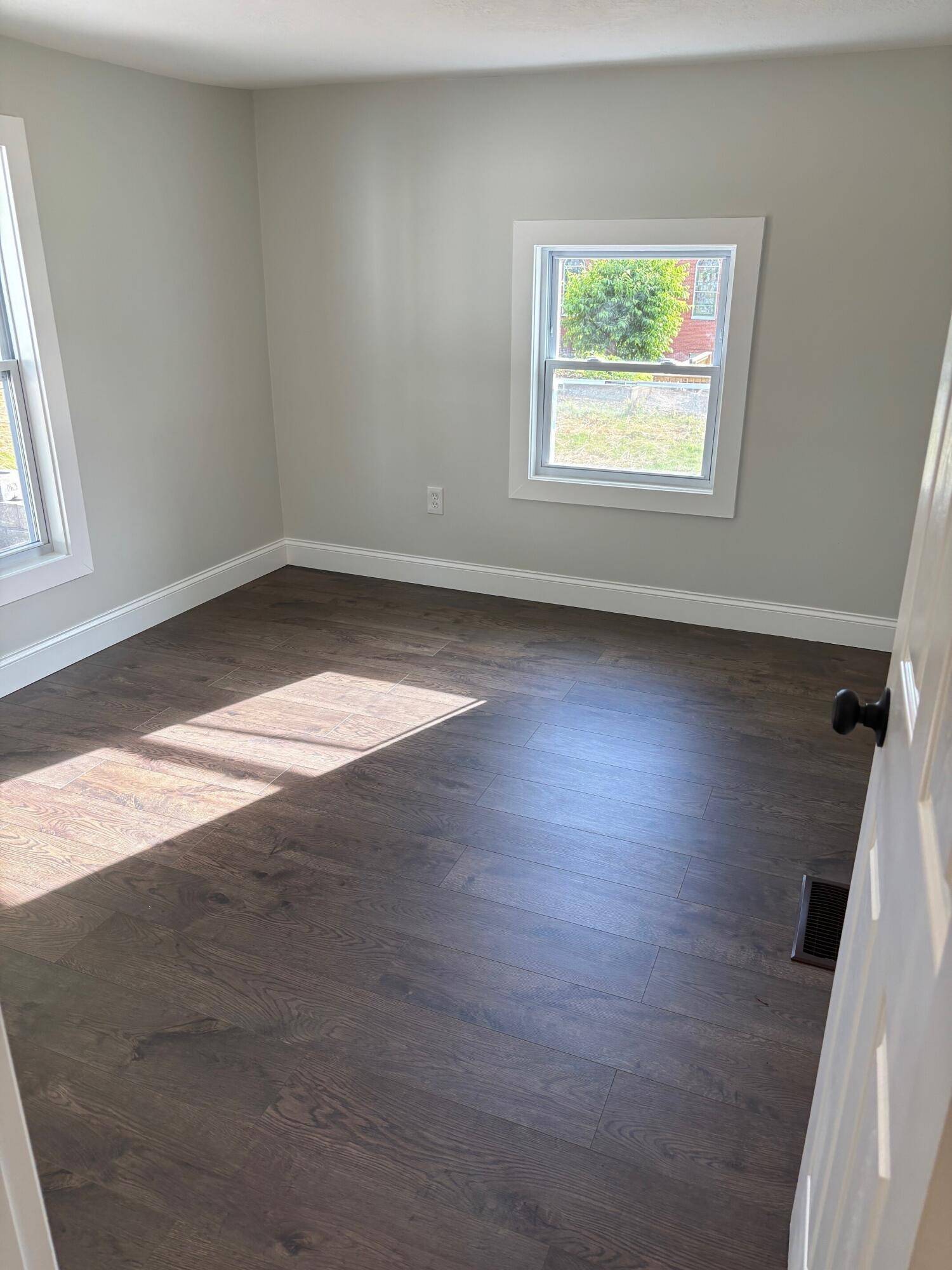 Morristown, TN 37813,219 Inman ST