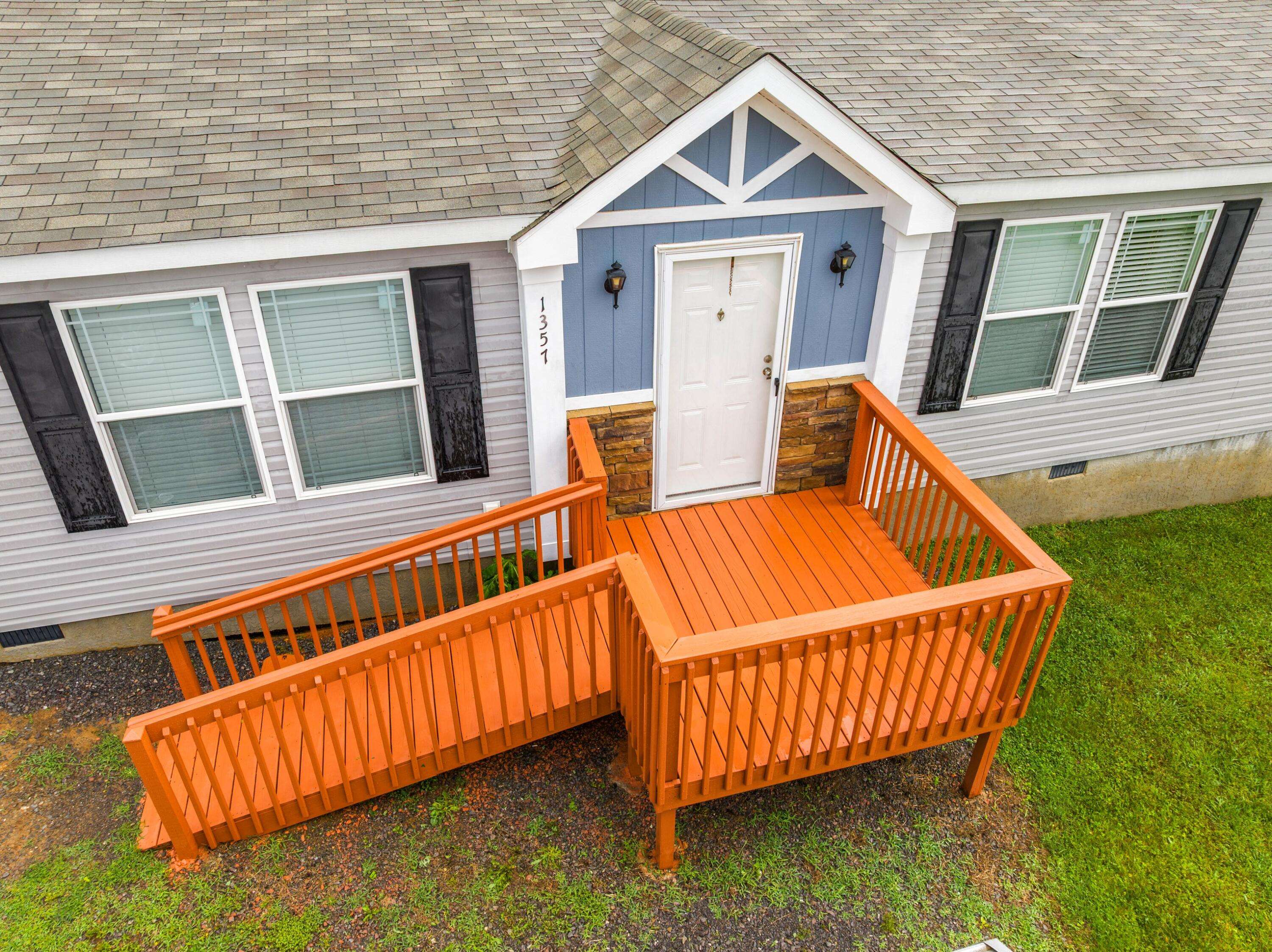 Dandridge, TN 37725,1357 Valley Home RD
