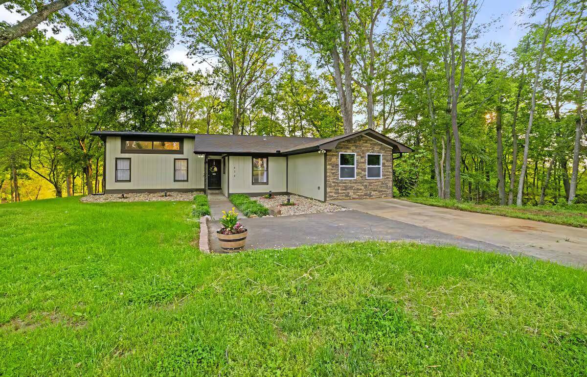 White Pine, TN 37890,630 Ancient Oaks CT