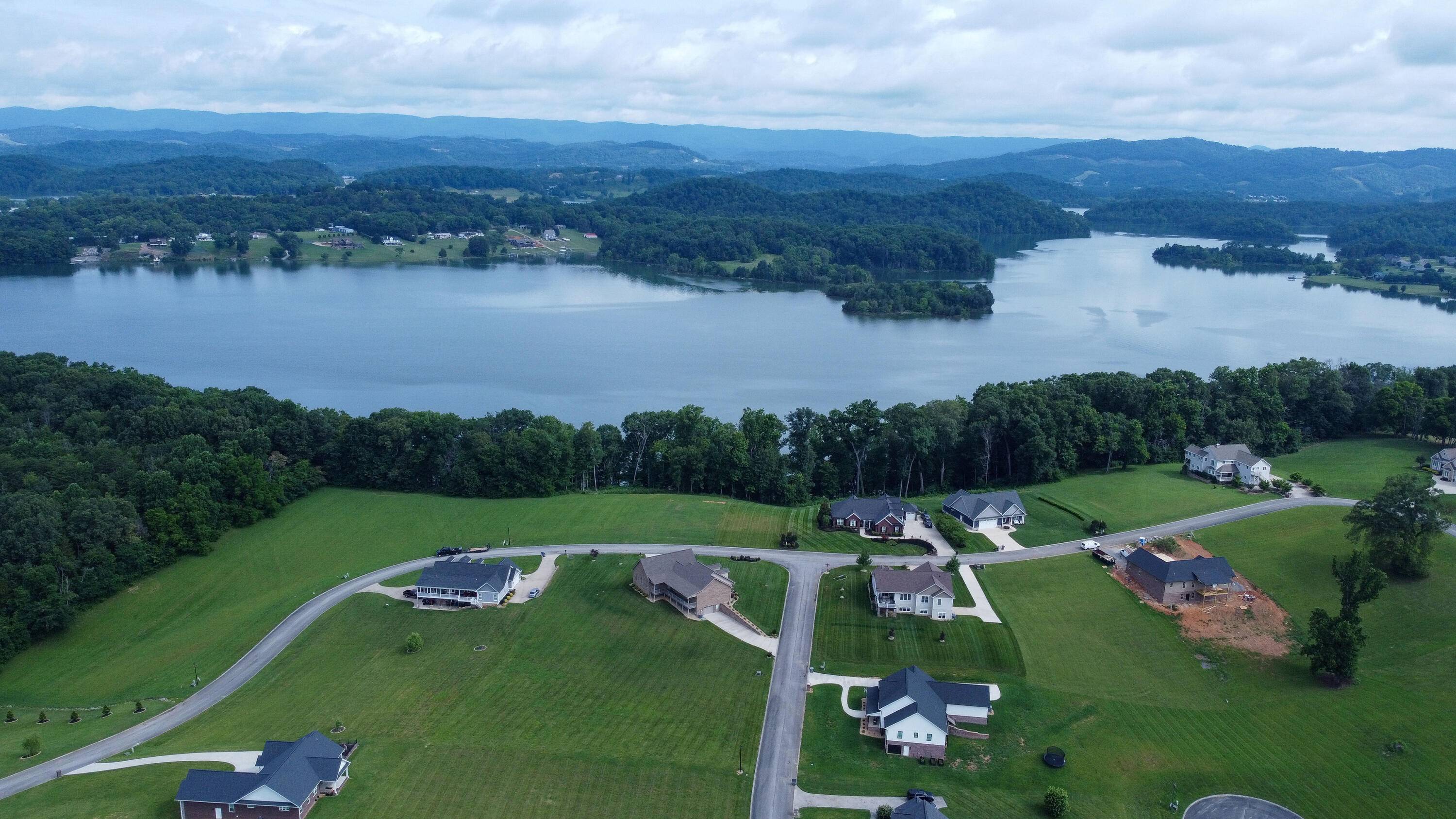 Morristown, TN 37814,4041 Harbor View DR