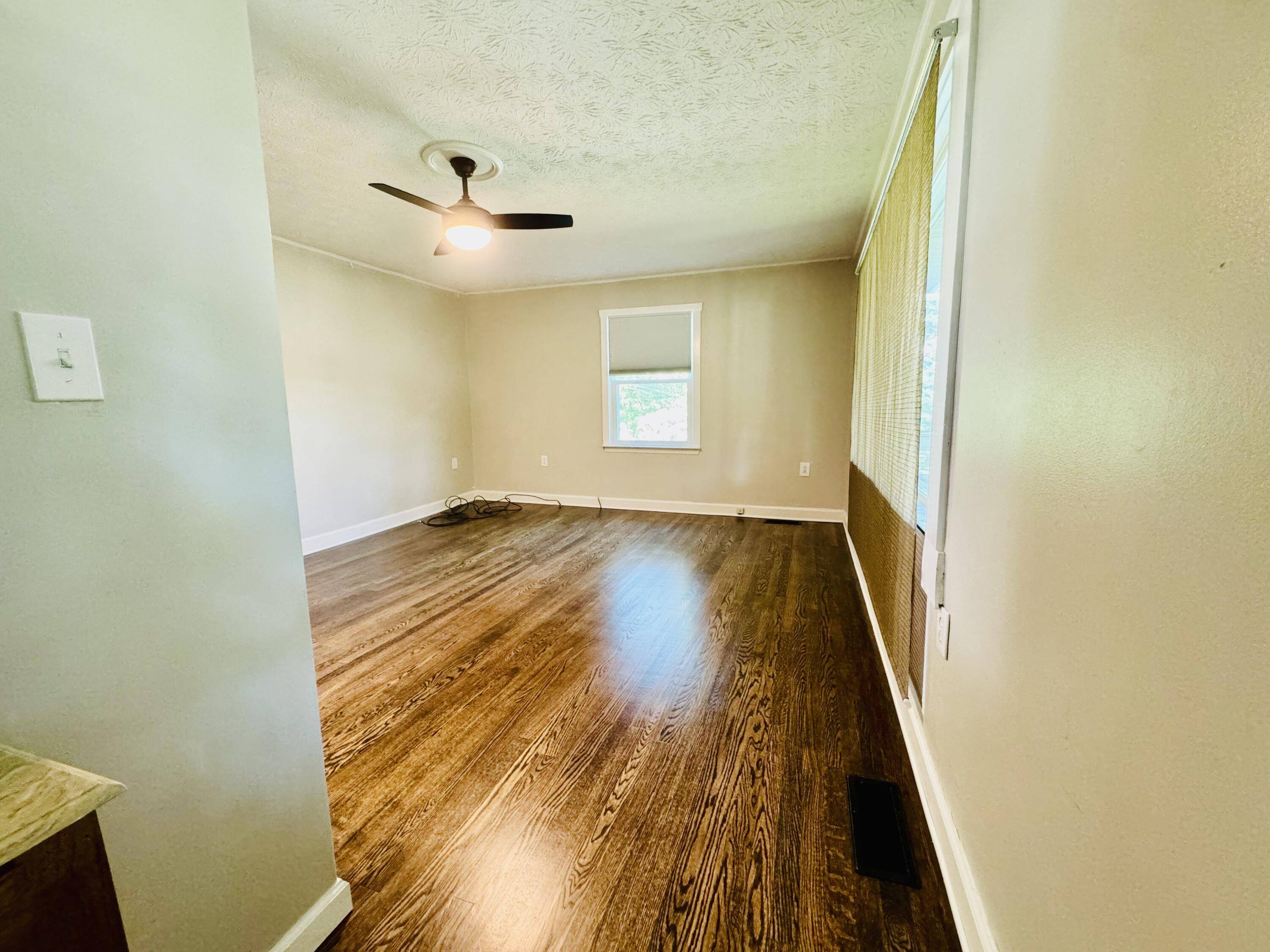 Greeneville, TN 37743,1124 Hixon Ave. AVE