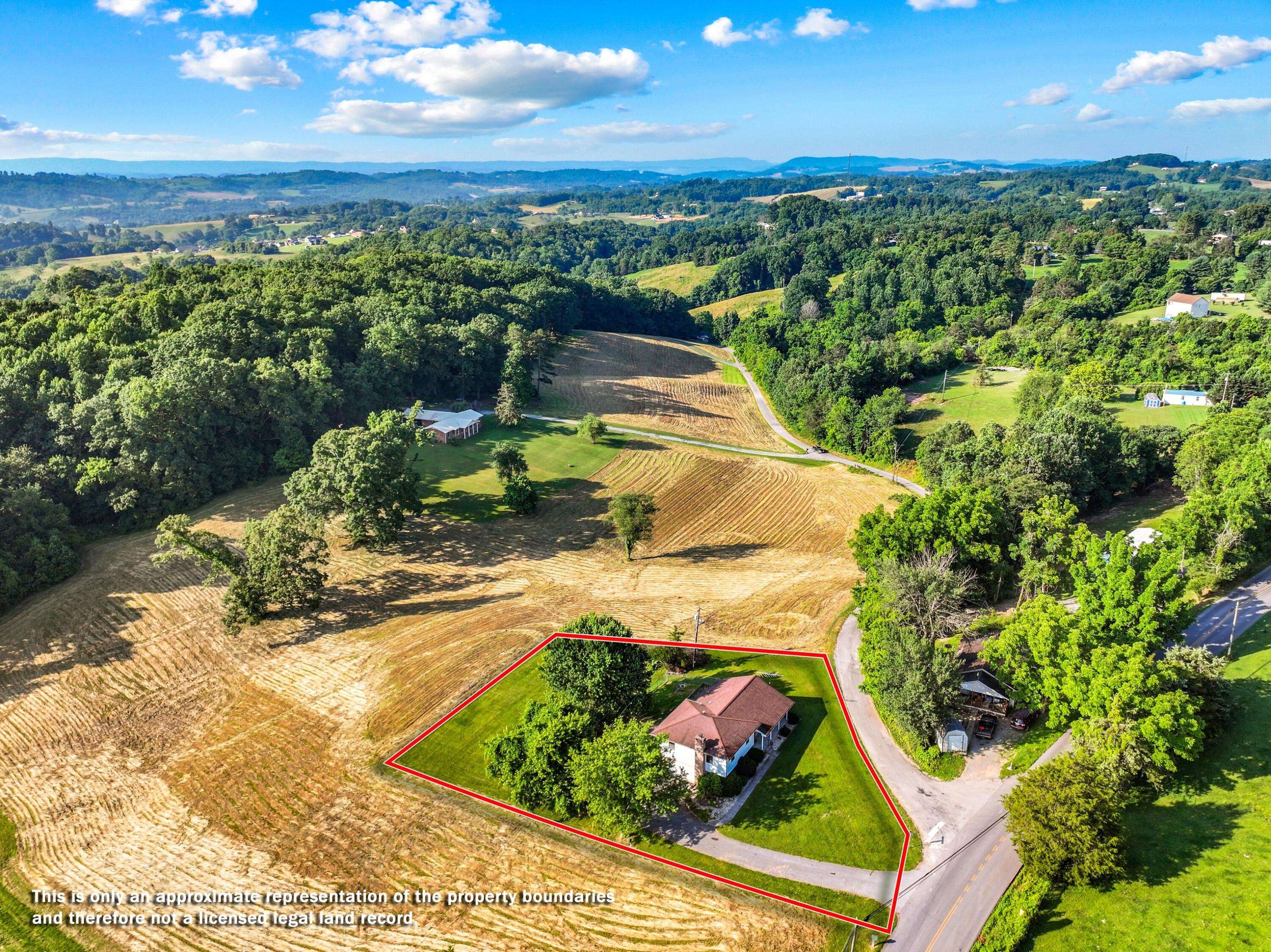 Tazewell, TN 37879,818 Cave Springs Road RD