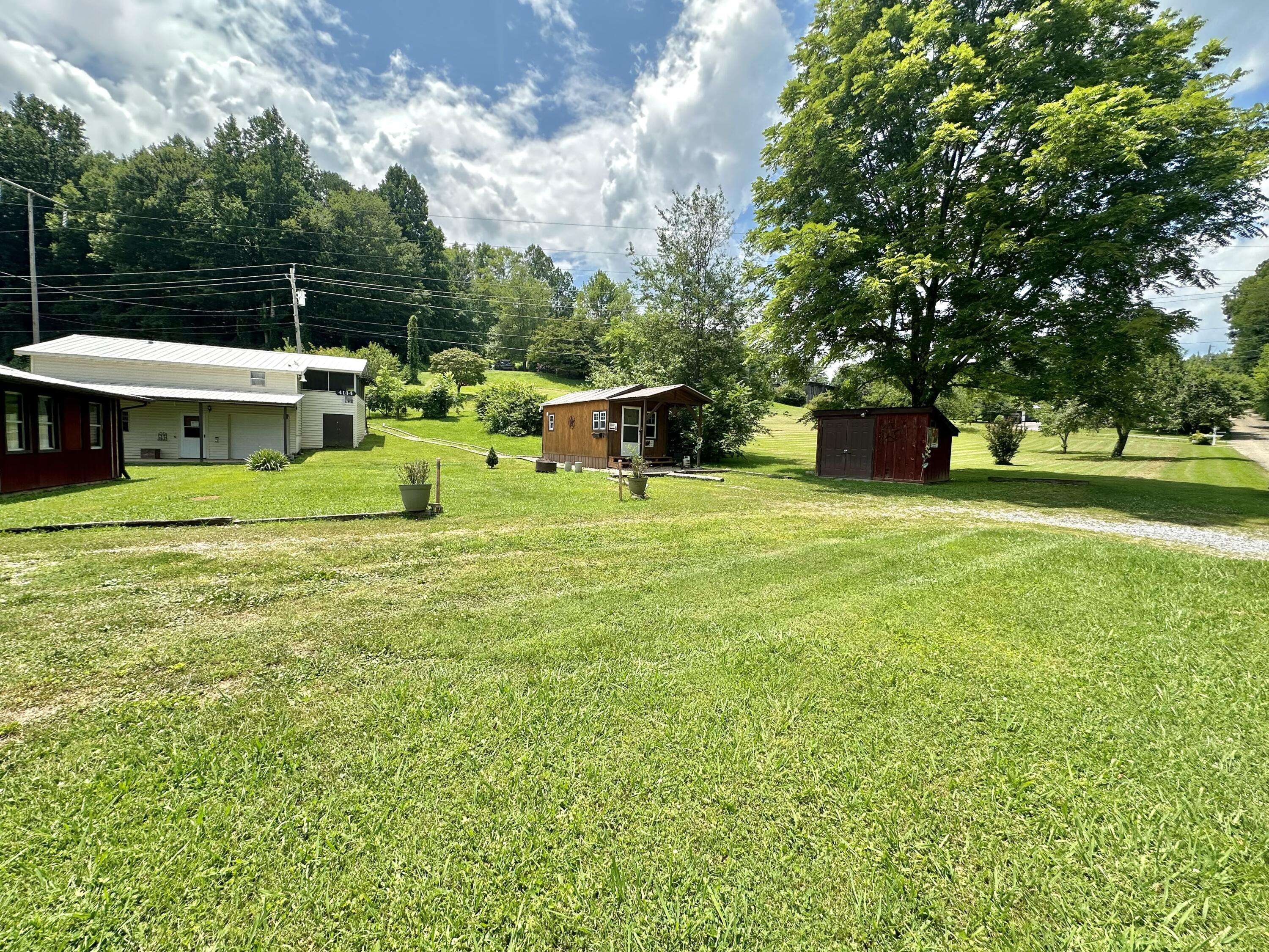Cosby, TN 37722,4140 Chavis RD