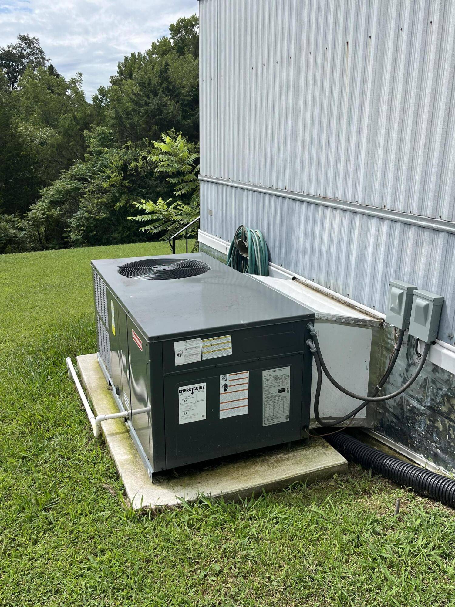 Whitesburg, TN 37891,225 Clemons RD