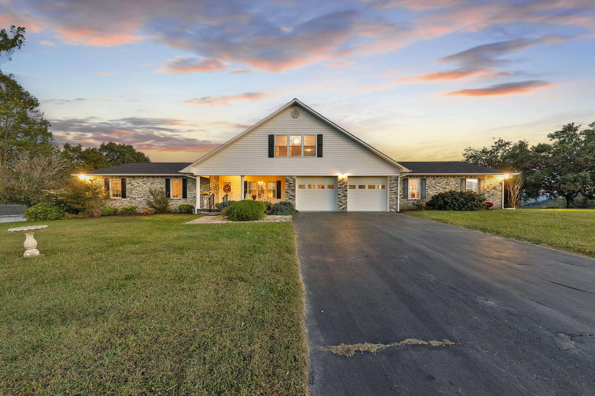 Sneedville, TN 37869,540 Hurley DR