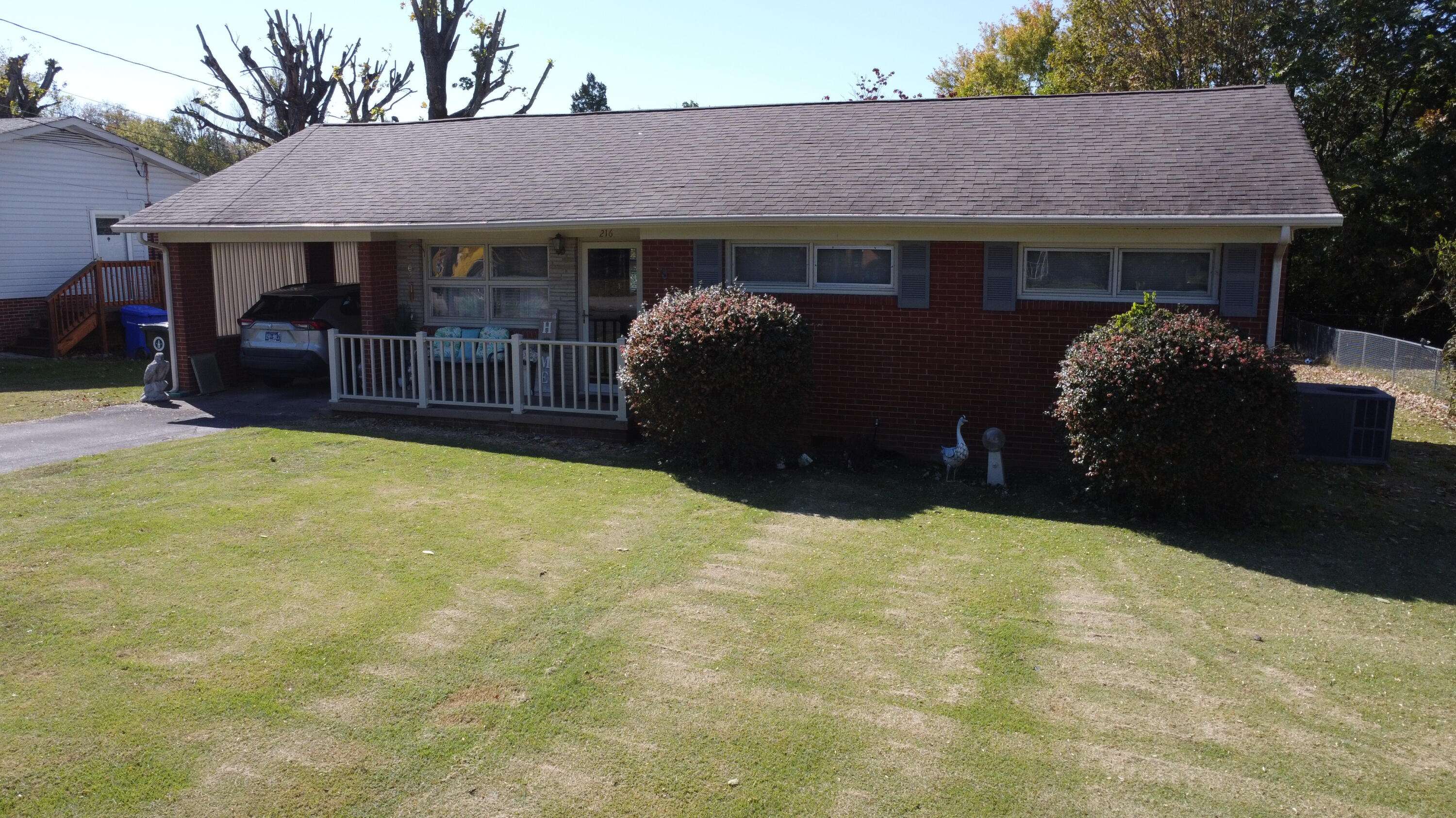 Morristown, TN 37813,216 Laurel ST