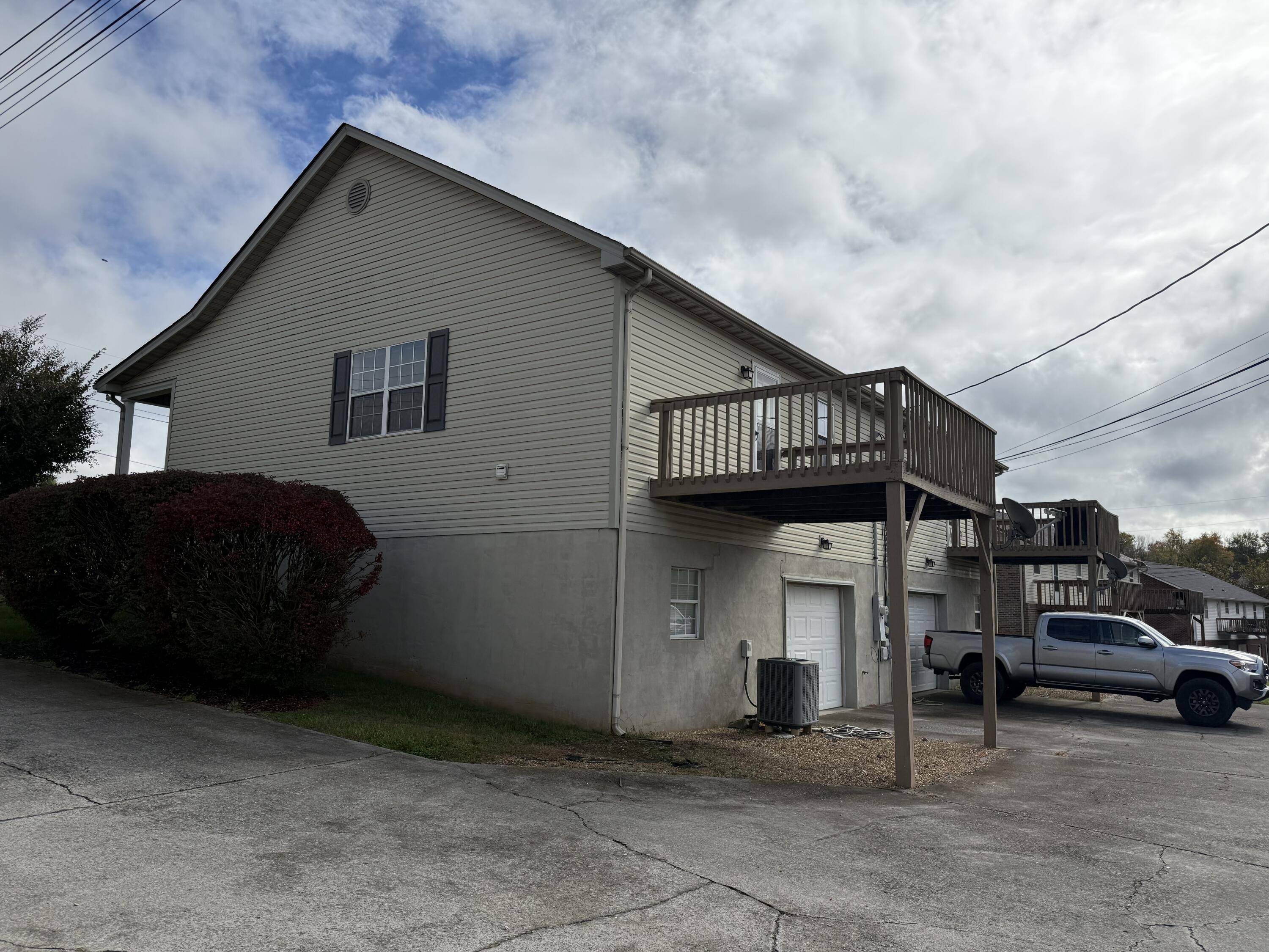 Morristown, TN 37813,358-360 Dover RD