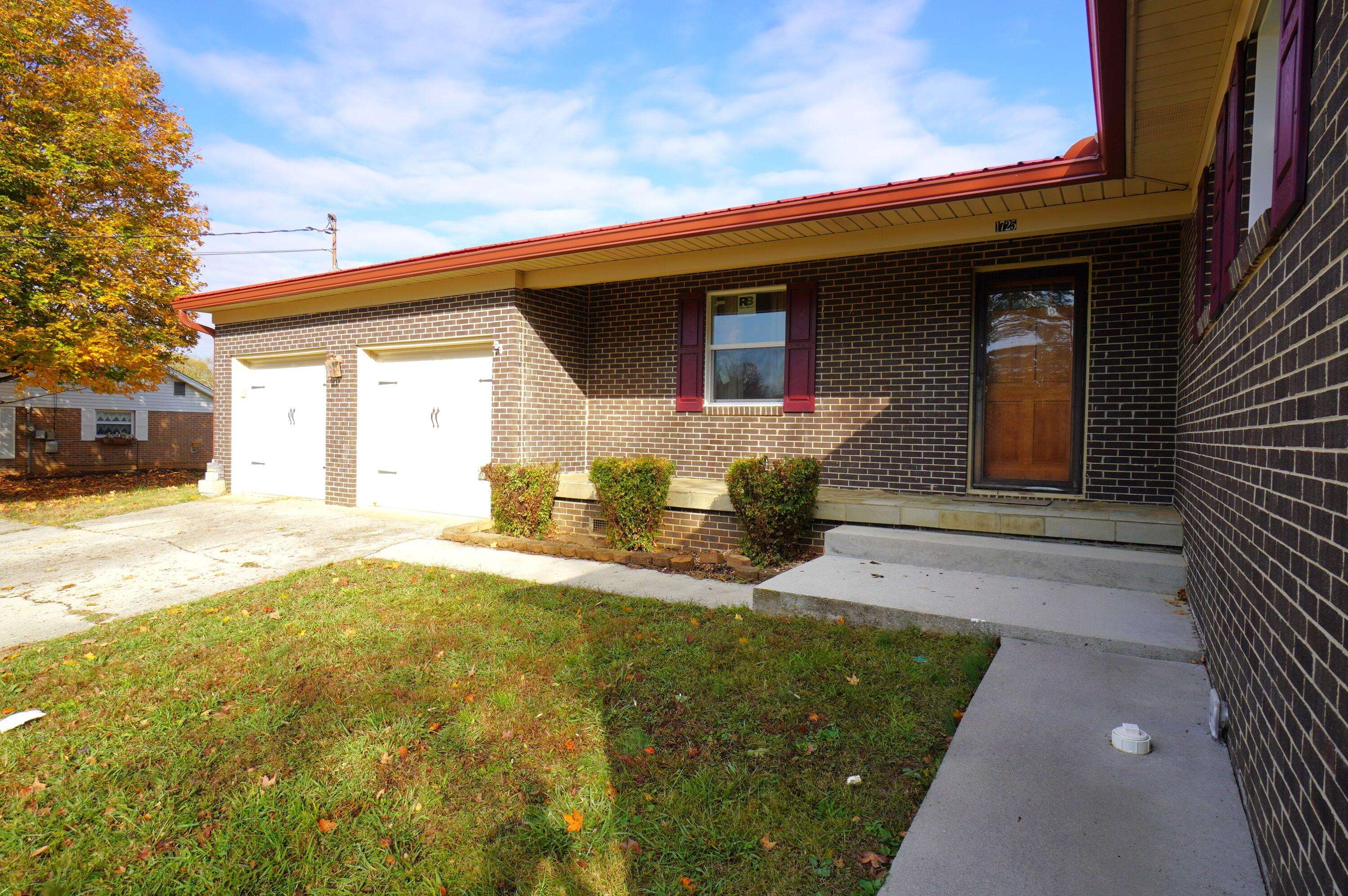 Morristown, TN 37813,1725 Russell ST