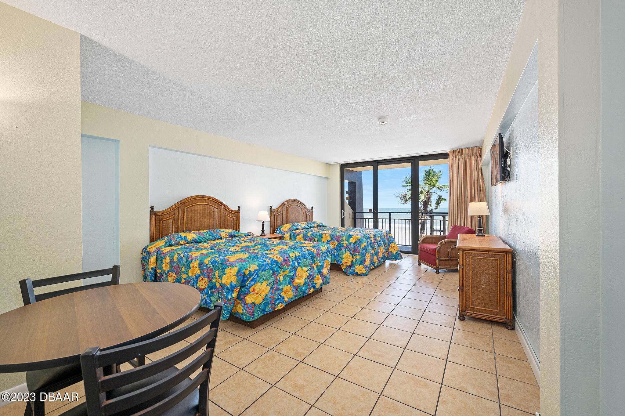 Daytona Beach Shores, FL 32118,2301 Atlantic AVE #320