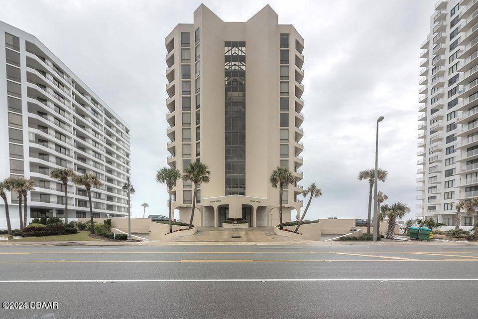 Daytona Beach Shores, FL 32118,3023 Atlantic AVE #3030