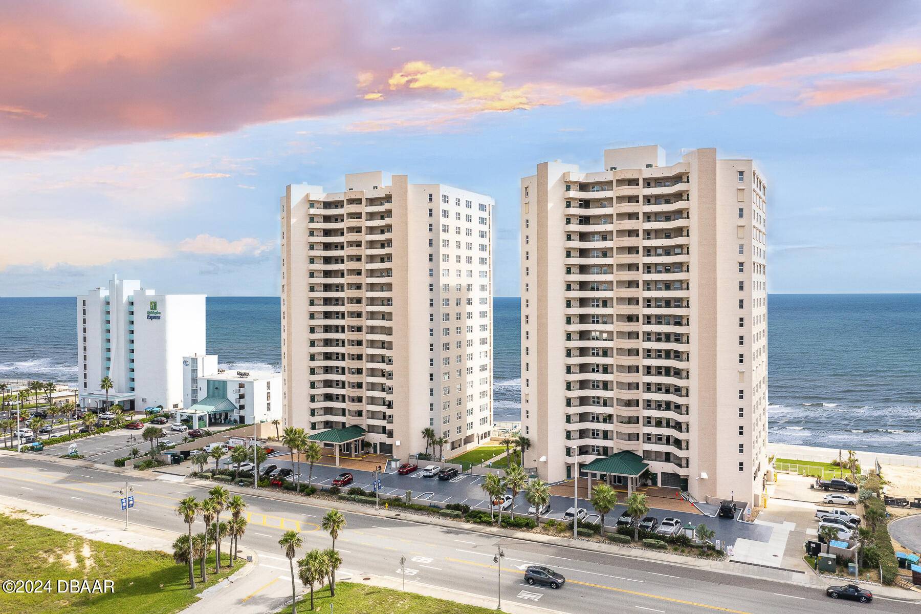 Daytona Beach Shores, FL 32118,3315 Atlantic AVE #1005