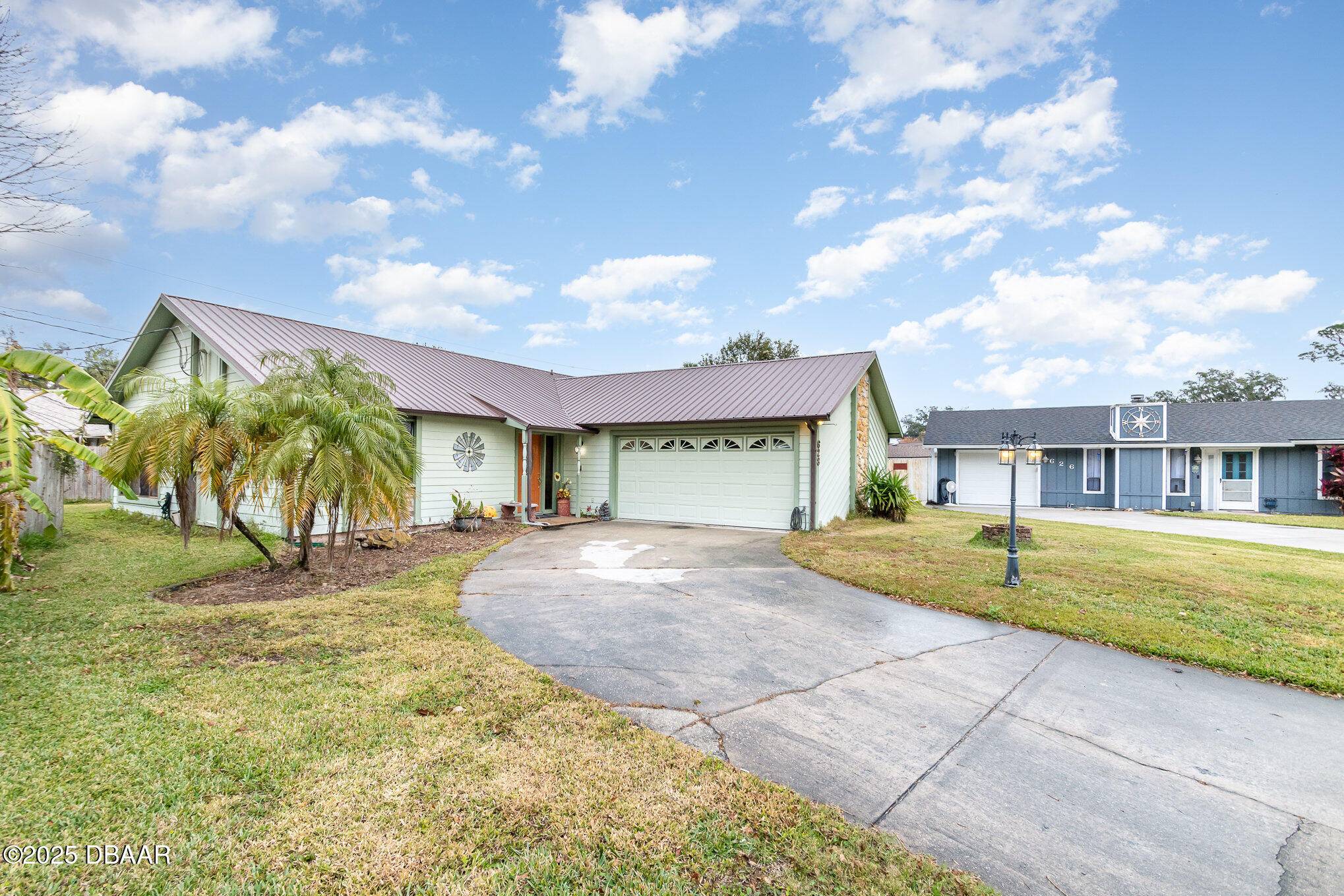 Daytona Beach, FL 32117,628 Twin Oaks CIR