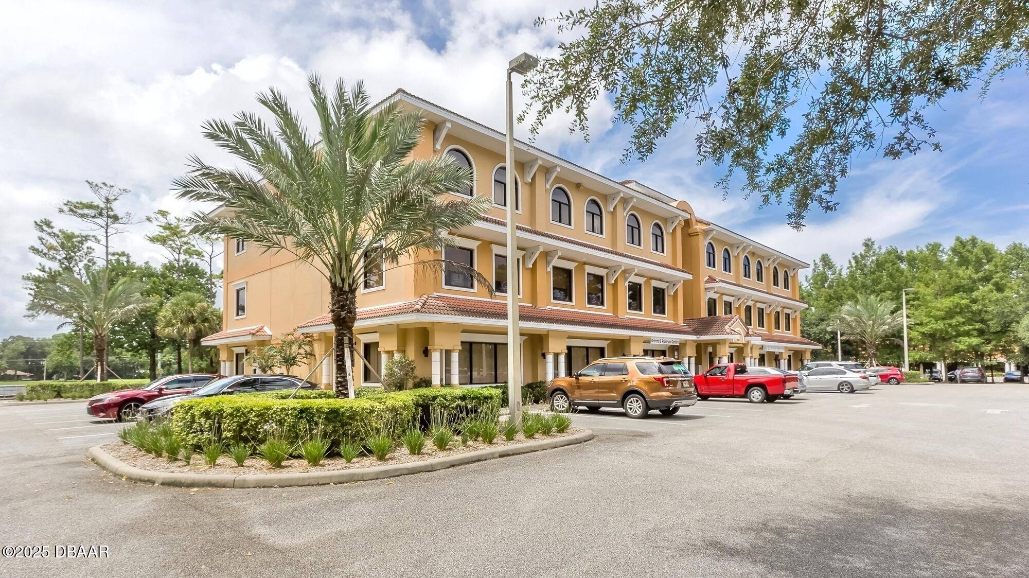Port Orange, FL 32127,851 Dunlawton AVE #102