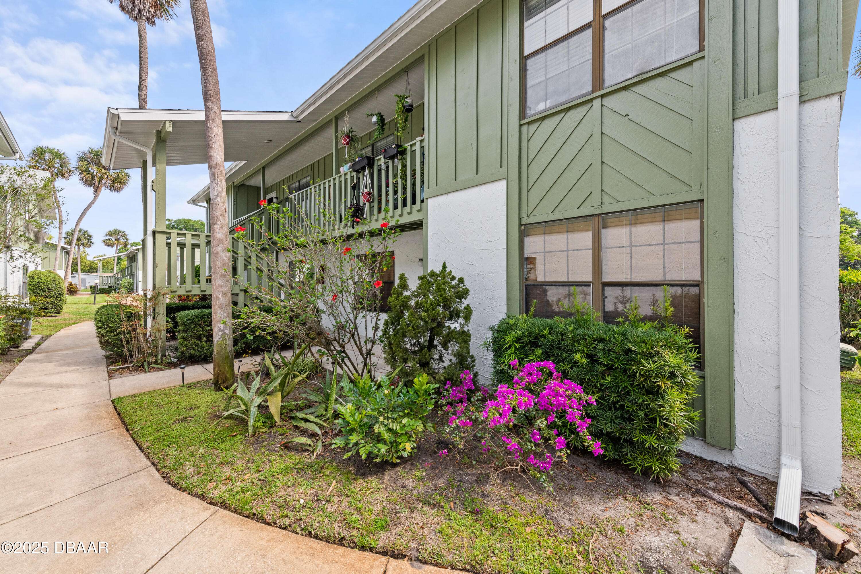 Holly Hill, FL 32117,840 Center AVE #21