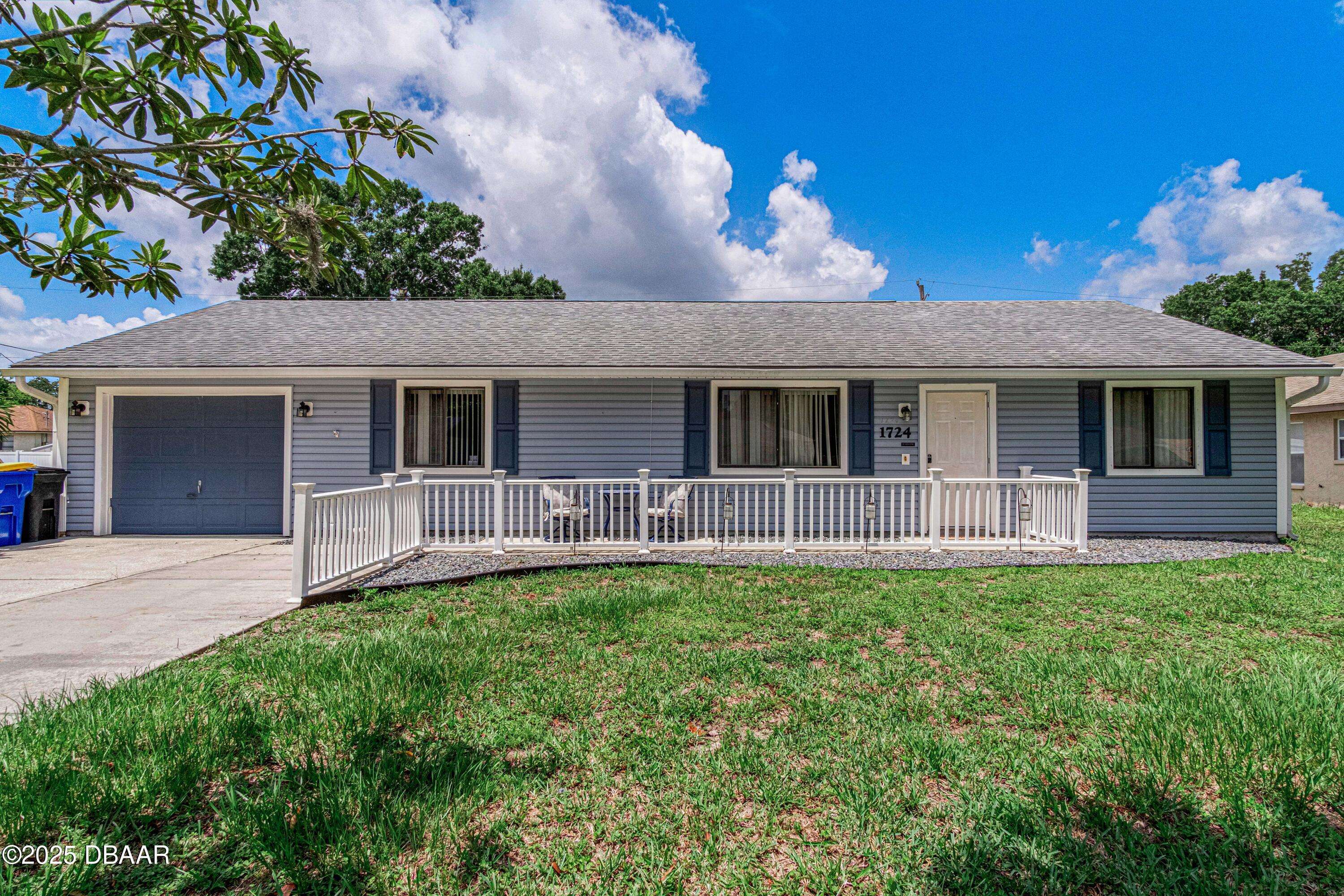 Edgewater, FL 32132,1724 Umbrella Tree DR