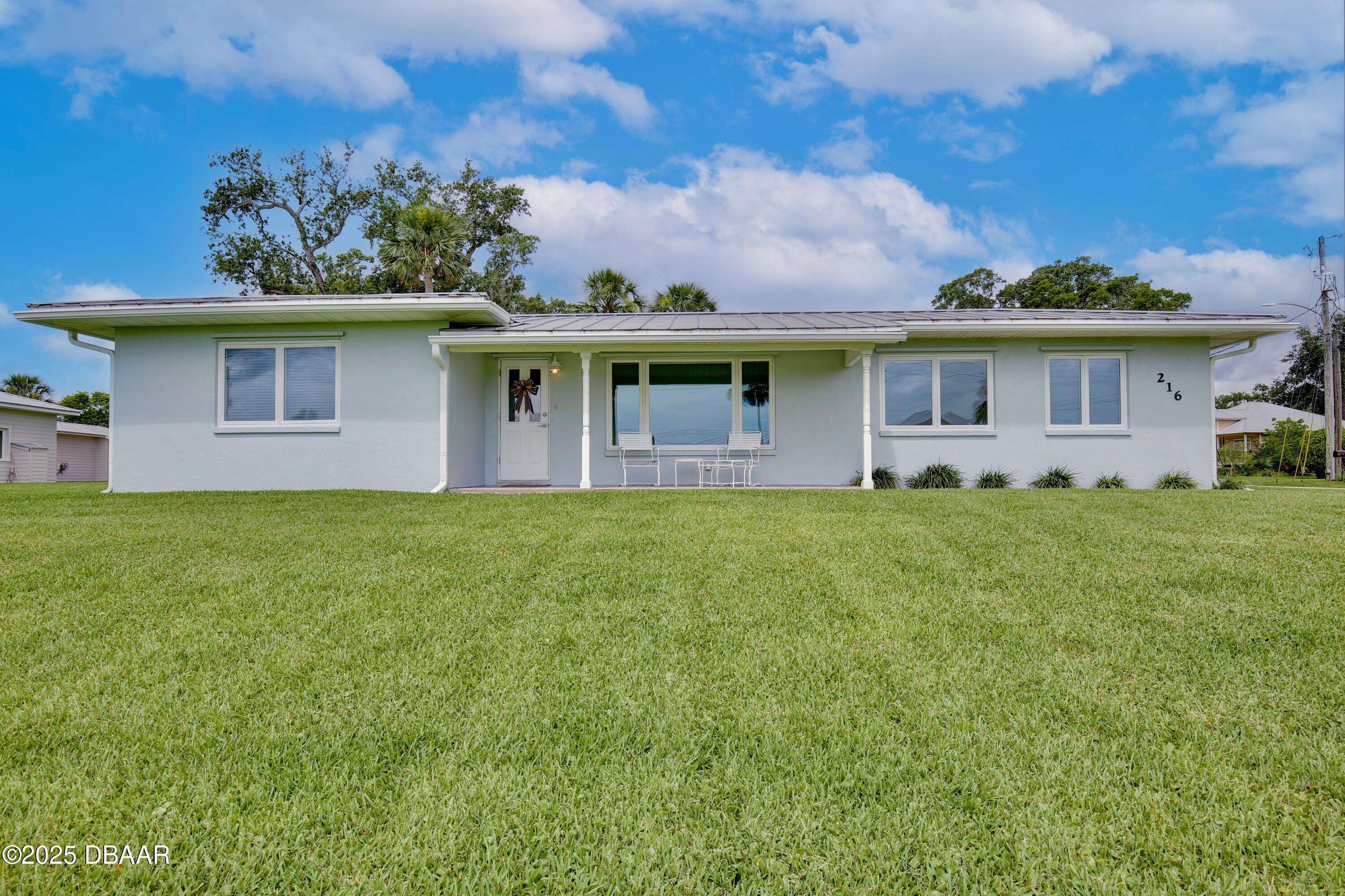 Edgewater, FL 32132,216 Riverside DR