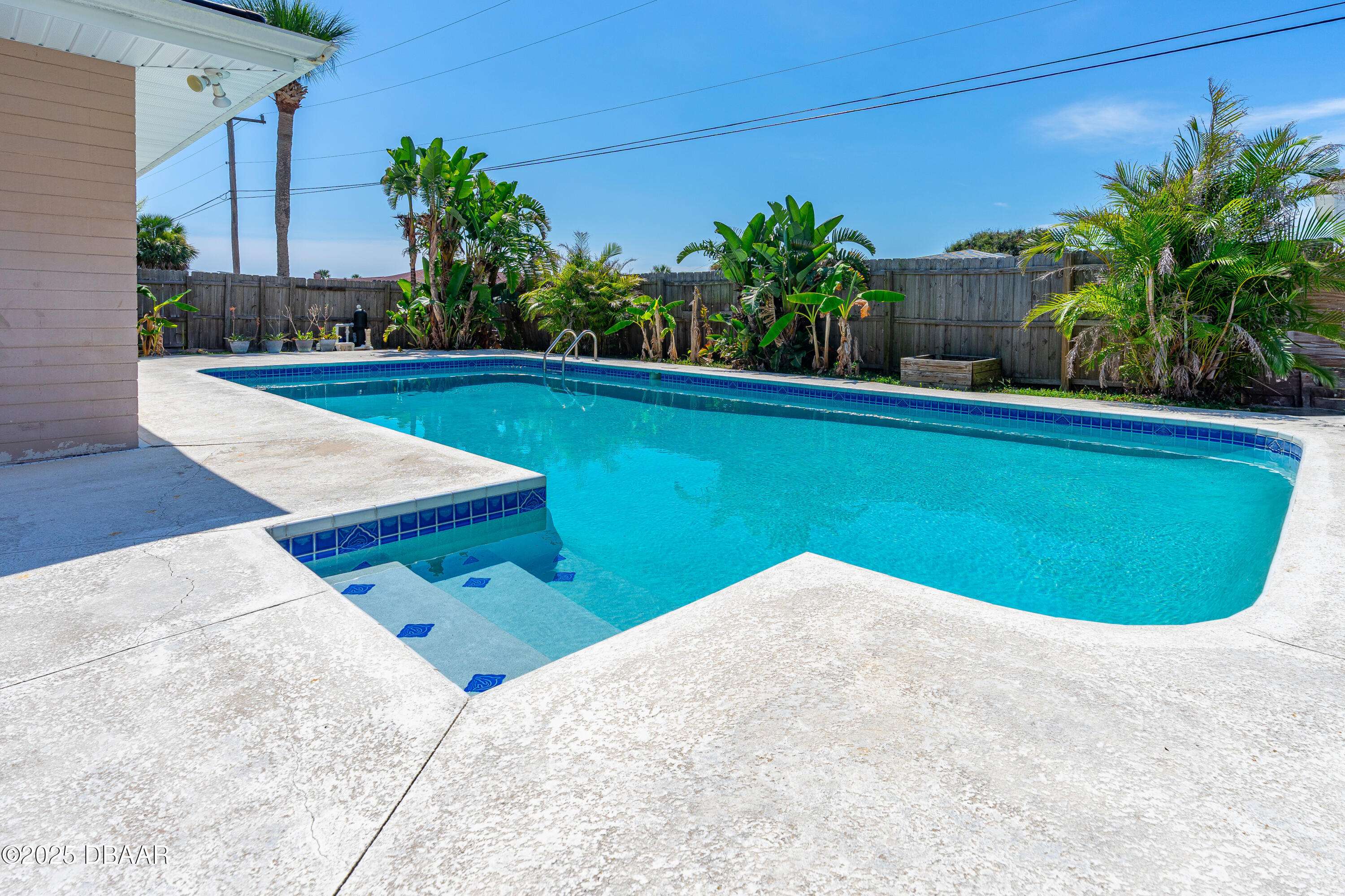 Daytona Beach, FL 32118,312 Waverly CIR