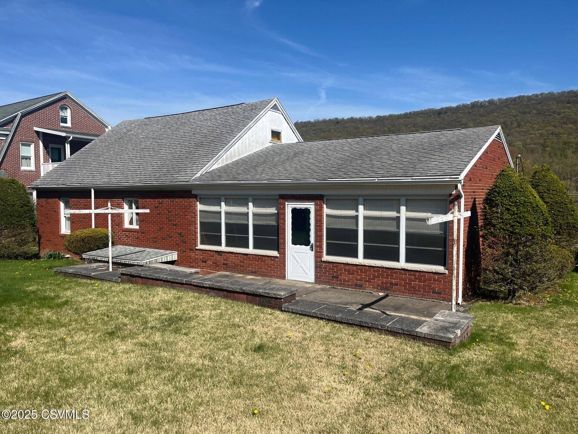Coal Township, PA 17866,1734 TREVORTON RD