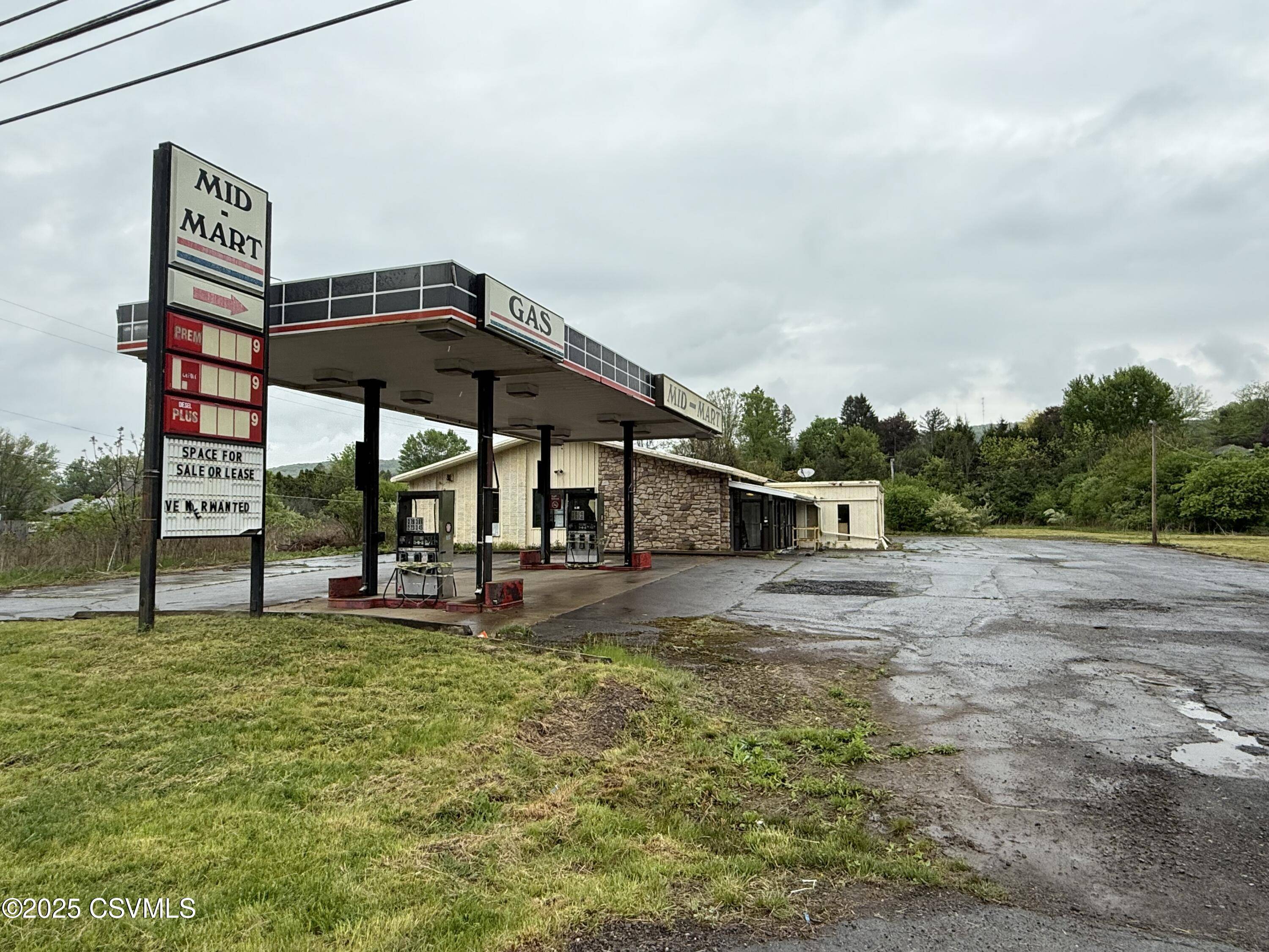Danville, PA 17821,2123 MONTOUR BLVD