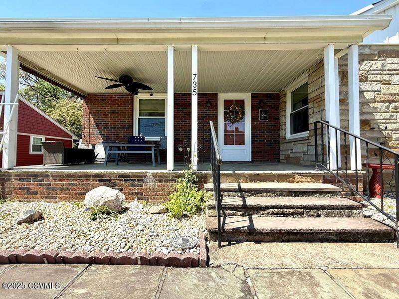 Bloomsburg, PA 17815,735 E 3RD ST