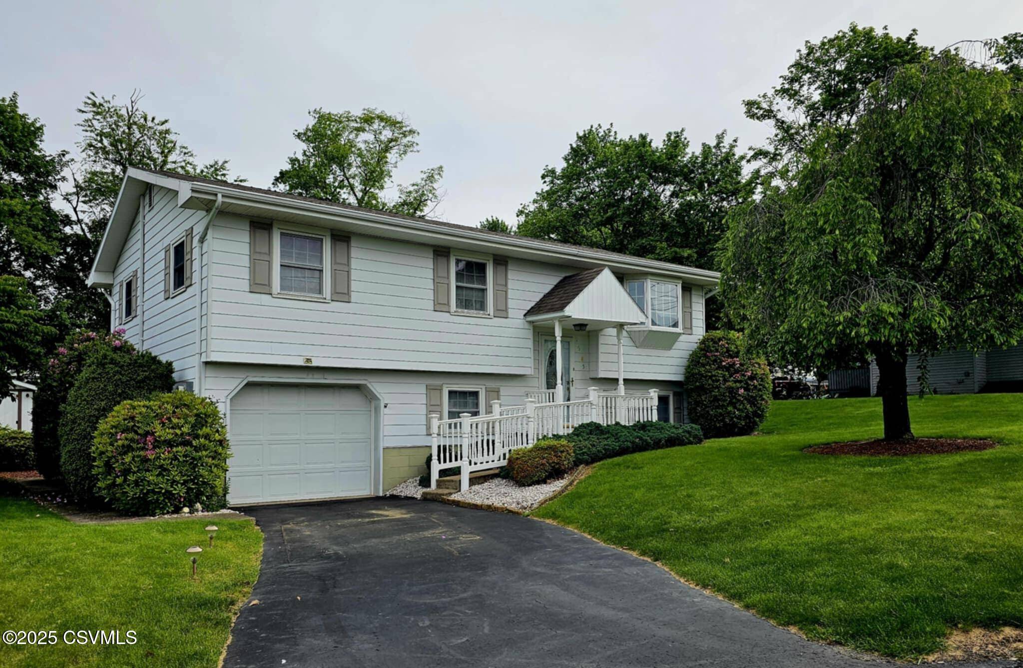 Coal Township, PA 17866,1605 W MONTGOMERY ST