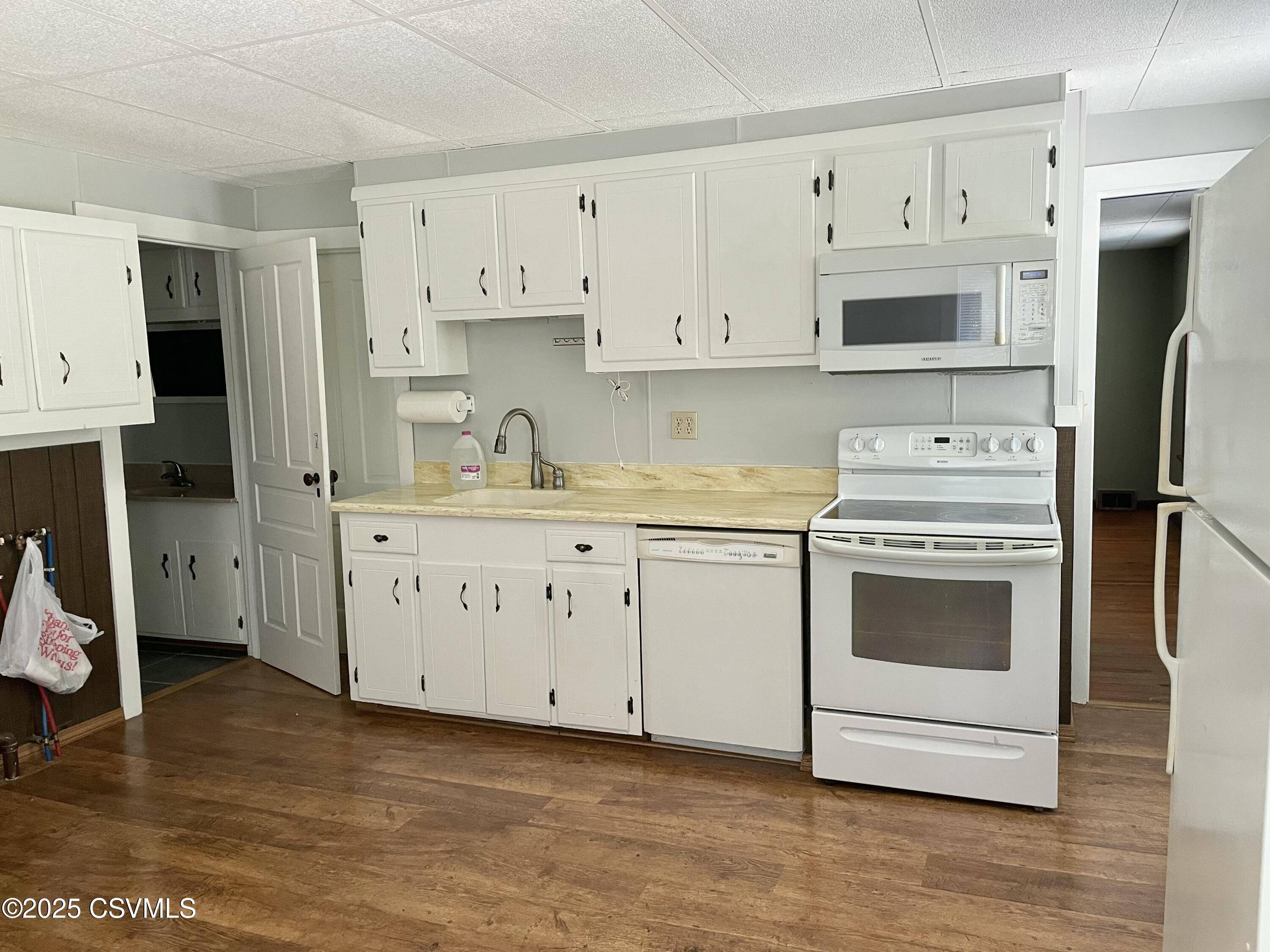Winfield, PA 17889,45 PARK RD